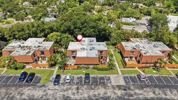 1438 Park Shore Circle 3, Fort Myers, FL 33901 35