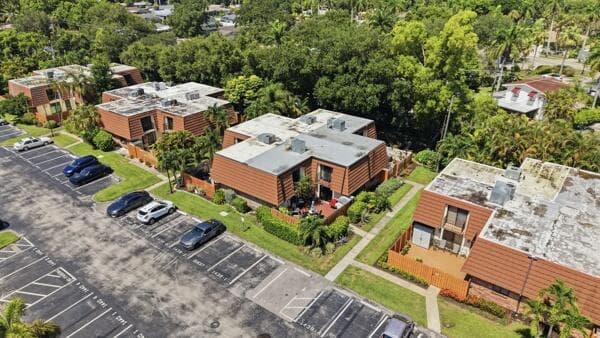 1438 Park Shore Circle 3, Fort Myers, FL 33901 40