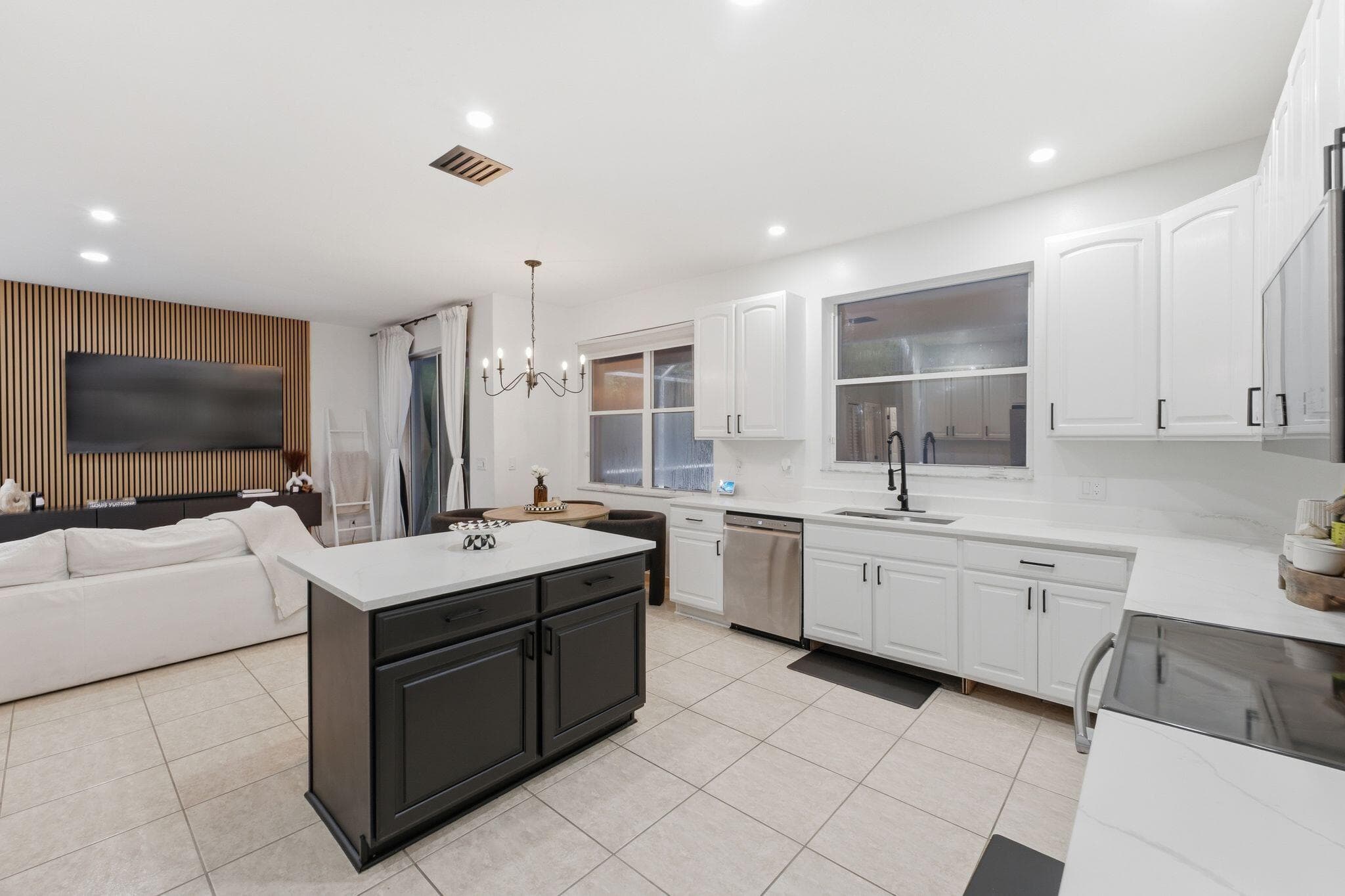 12172 Glenmore Drive, Coral Springs, FL 33071 8