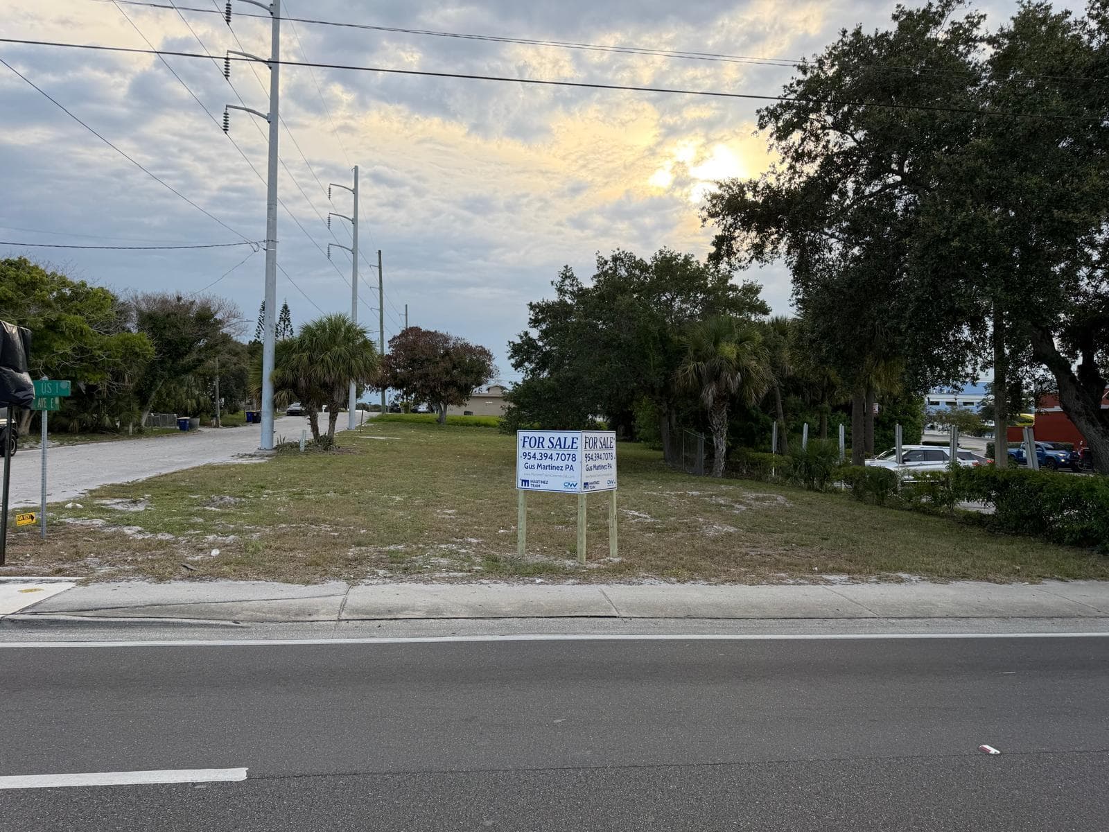 408 Avenue E, Fort Pierce, FL 34950 2
