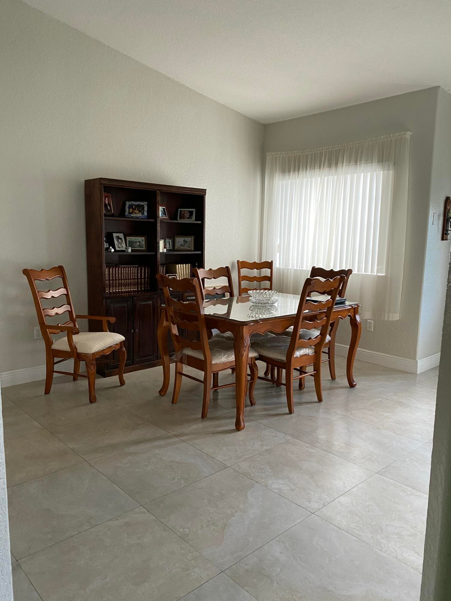16307 NW 91st Avenue, Miami Lakes, FL 33018 6