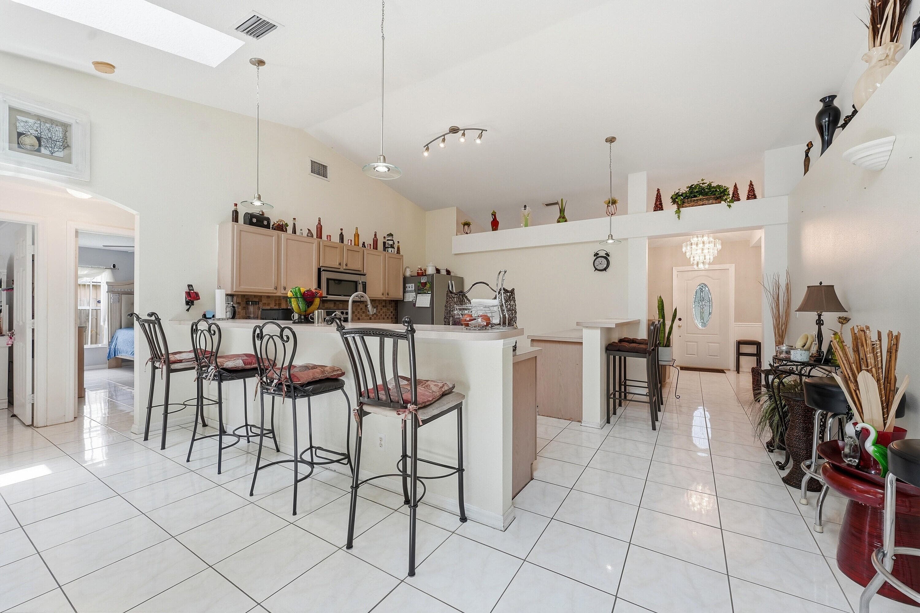 1842 SW Penrose Avenue, Port St. Lucie, FL 34953 12