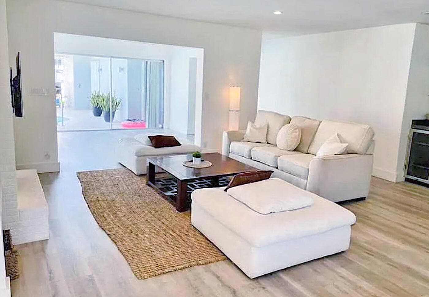 1919 Sunrise Key Boulevard, Fort Lauderdale, FL 33304 3