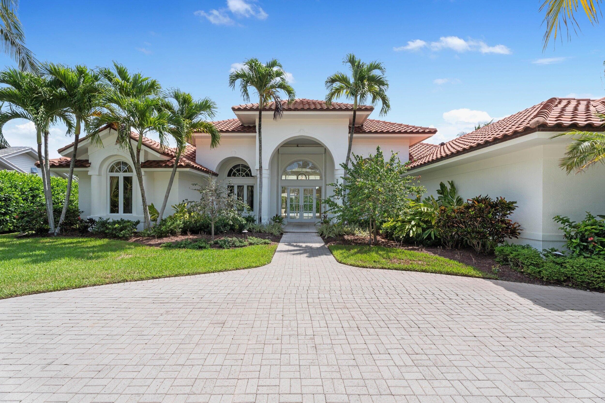 6841 SE Harbor Circle, Stuart, FL 34996 45