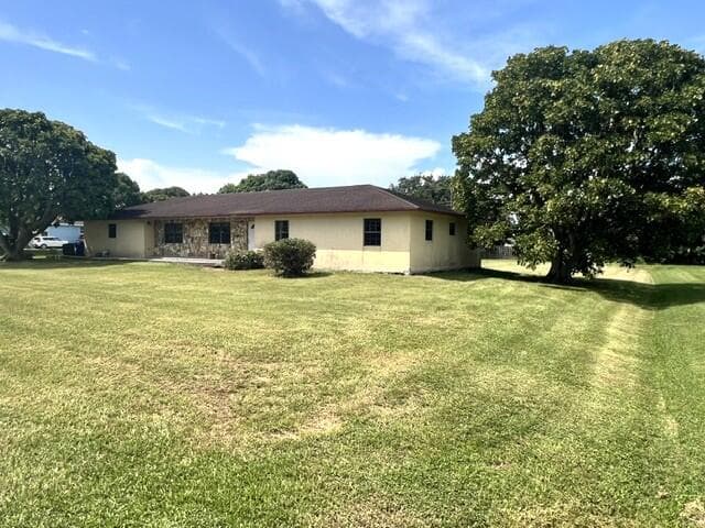 36911 3rd Street, Canal Point, FL 33438 5