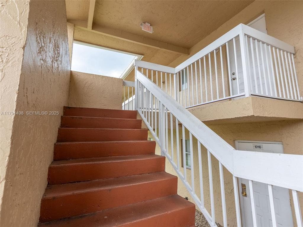 10106 Twin Lakes Drive Unit 4, Coral Springs, FL 33071 3