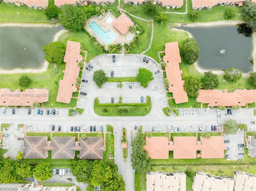 10106 Twin Lakes Drive Unit 4, Coral Springs, FL 33071 18
