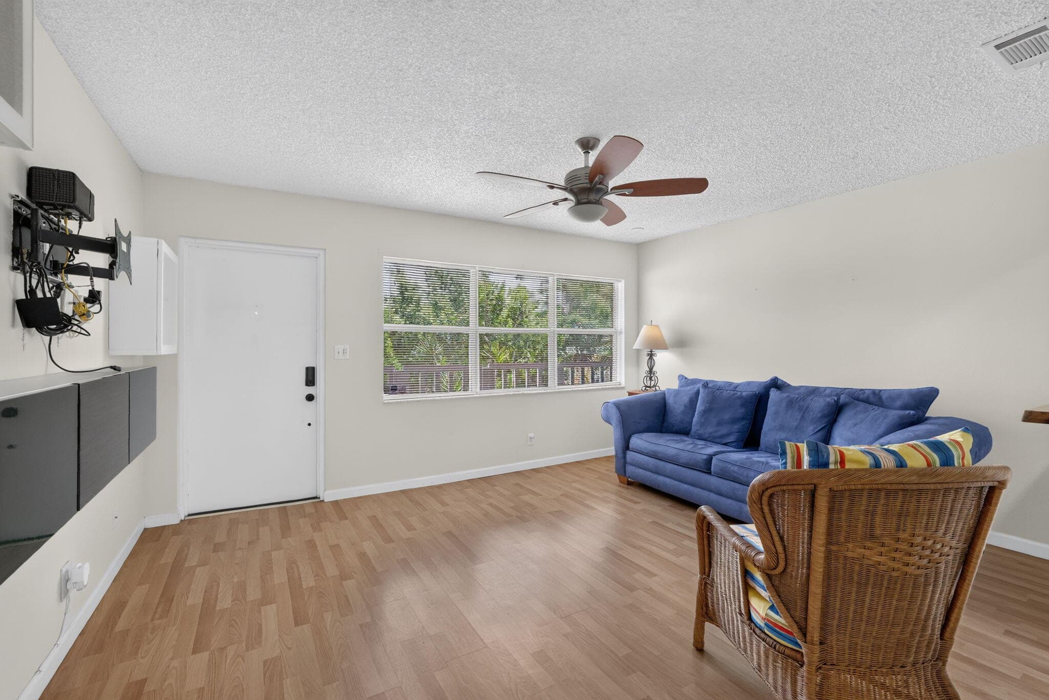 9141 Sunrise Lakes Boulevard 210, Sunrise, FL 33322 6