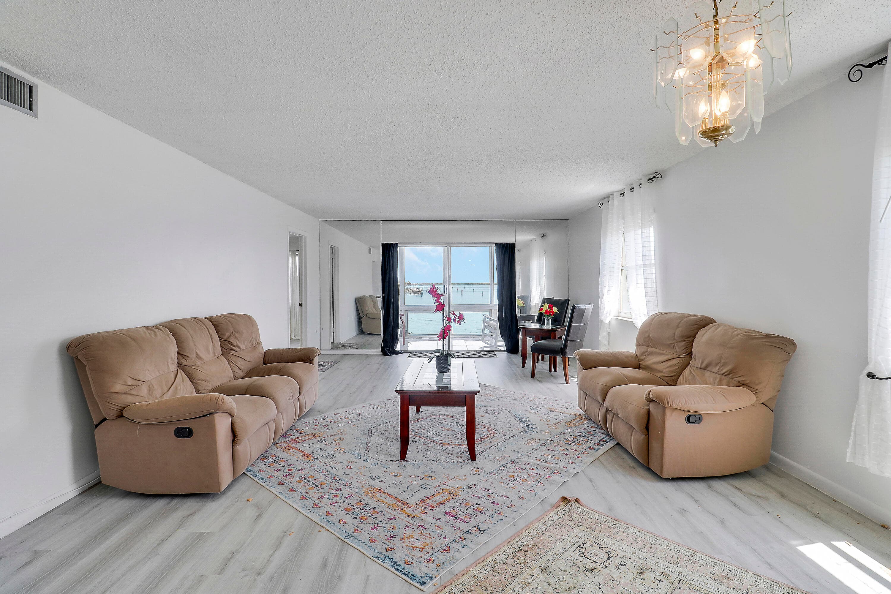 410 Wilma Circle 308, Riviera Beach, FL 33404 28