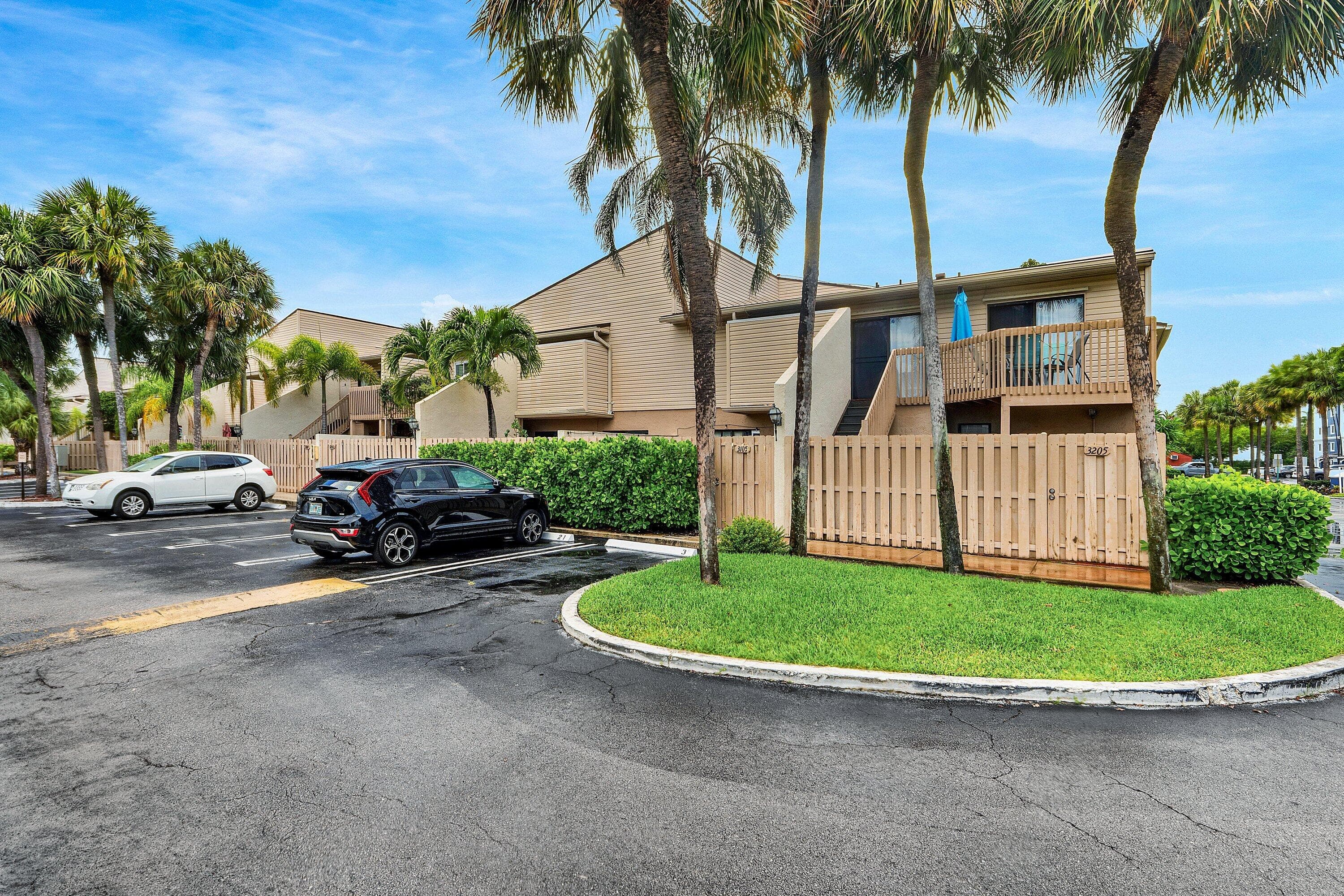 612 Executive Center Drive 107, West Palm Beach, FL 33401 24