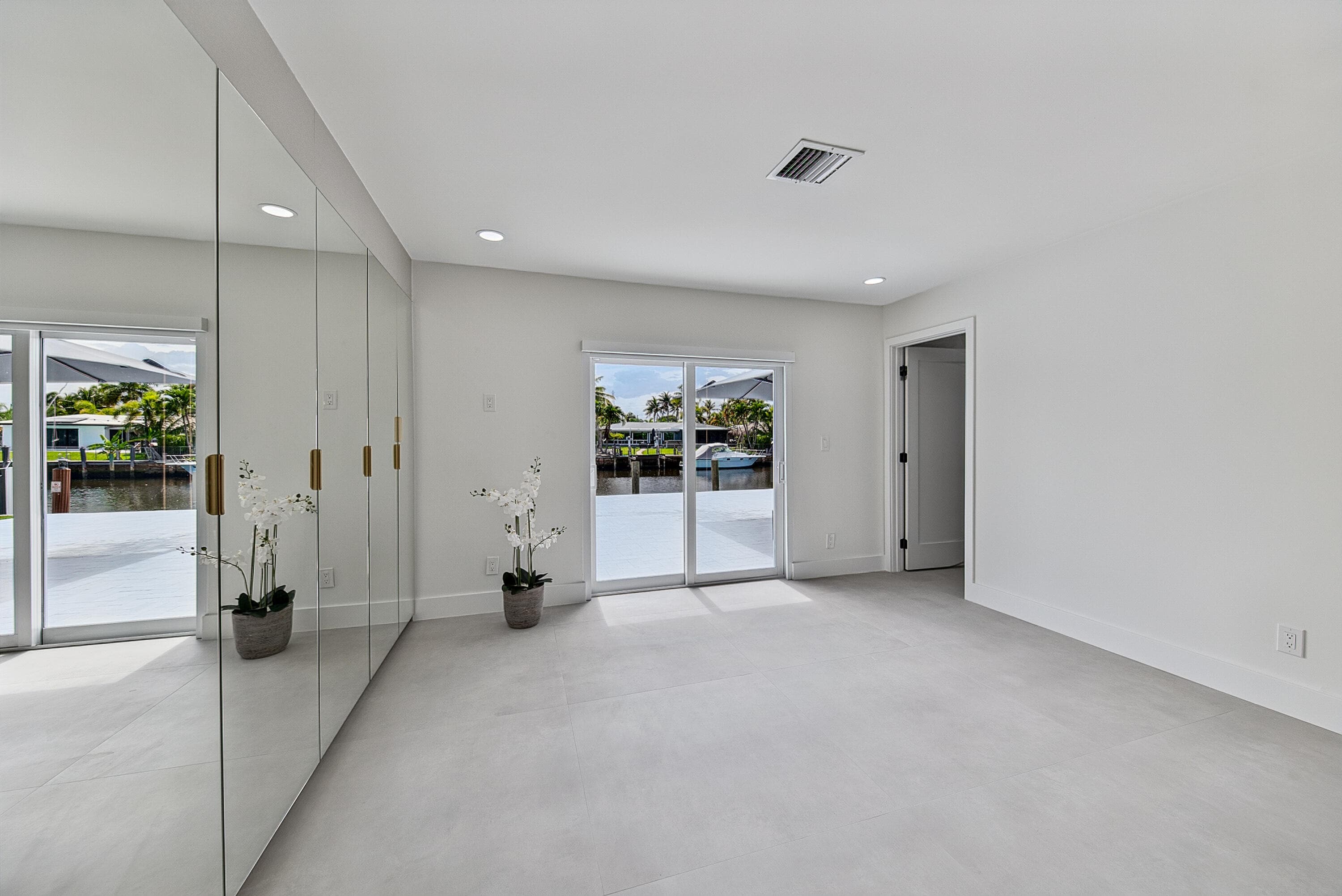 411 SE 2nd Avenue, Pompano Beach, FL 33060 33