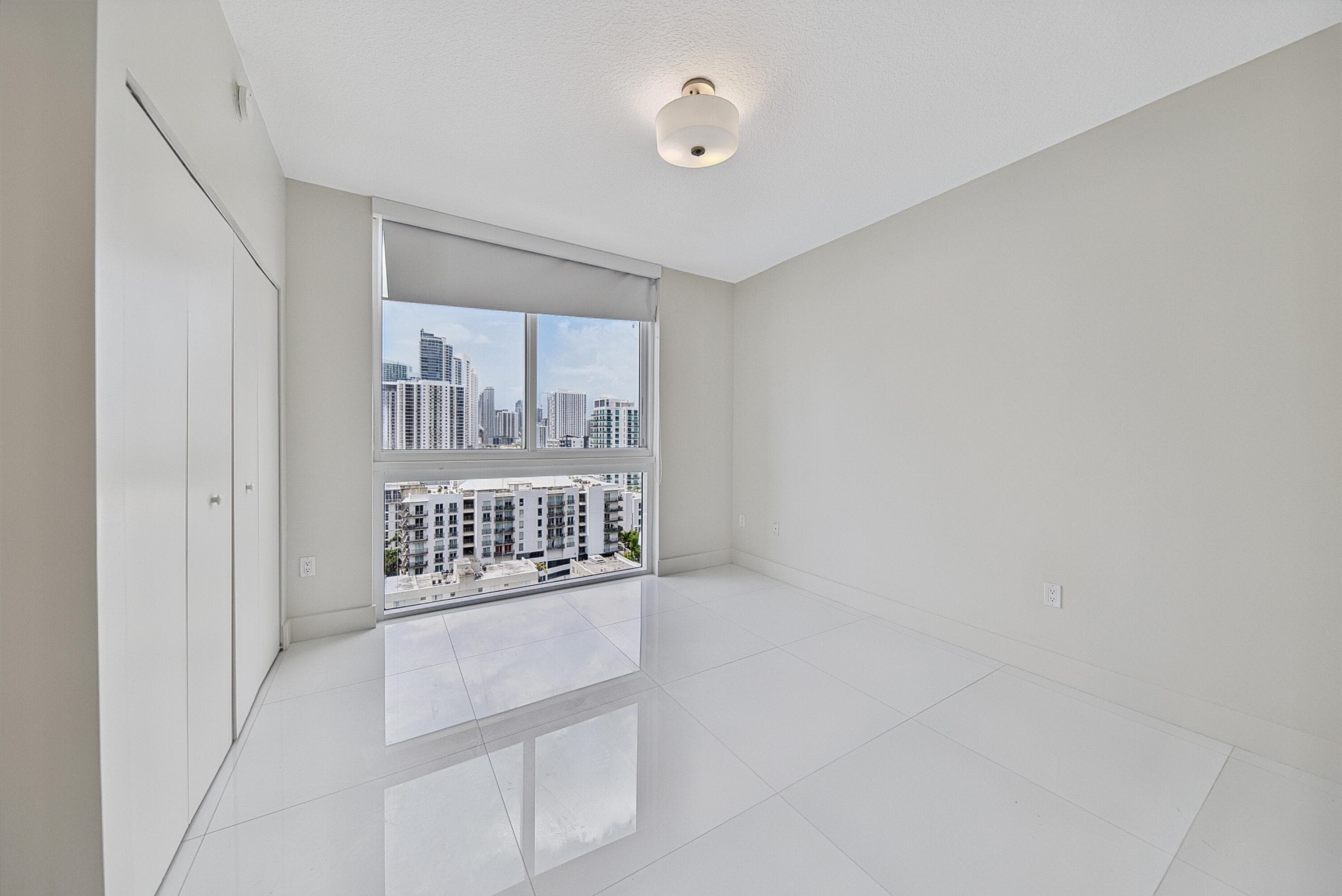 600 NE 27th Street 1605, Miami, FL 33137 37