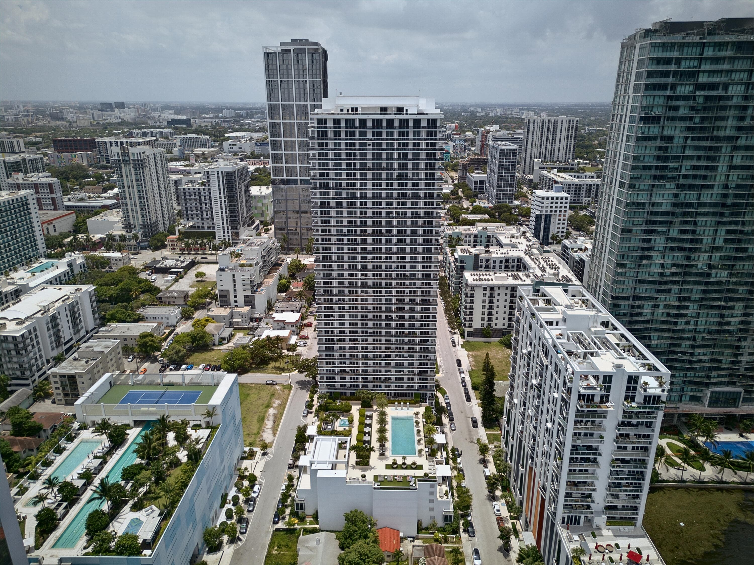 600 NE 27th Street 1605, Miami, FL 33137 3