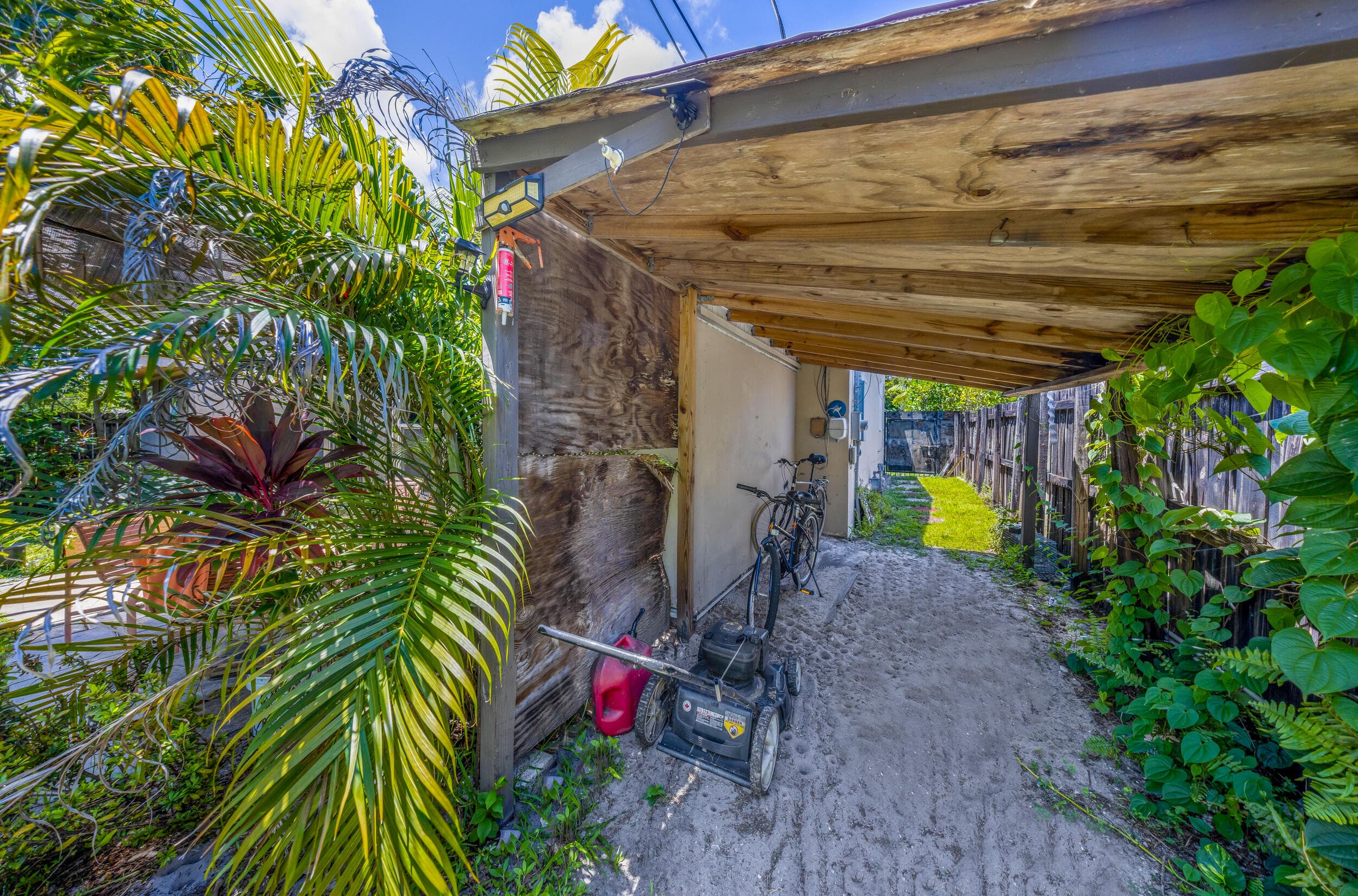 2326 Harding Street, Hollywood, FL 33020 29