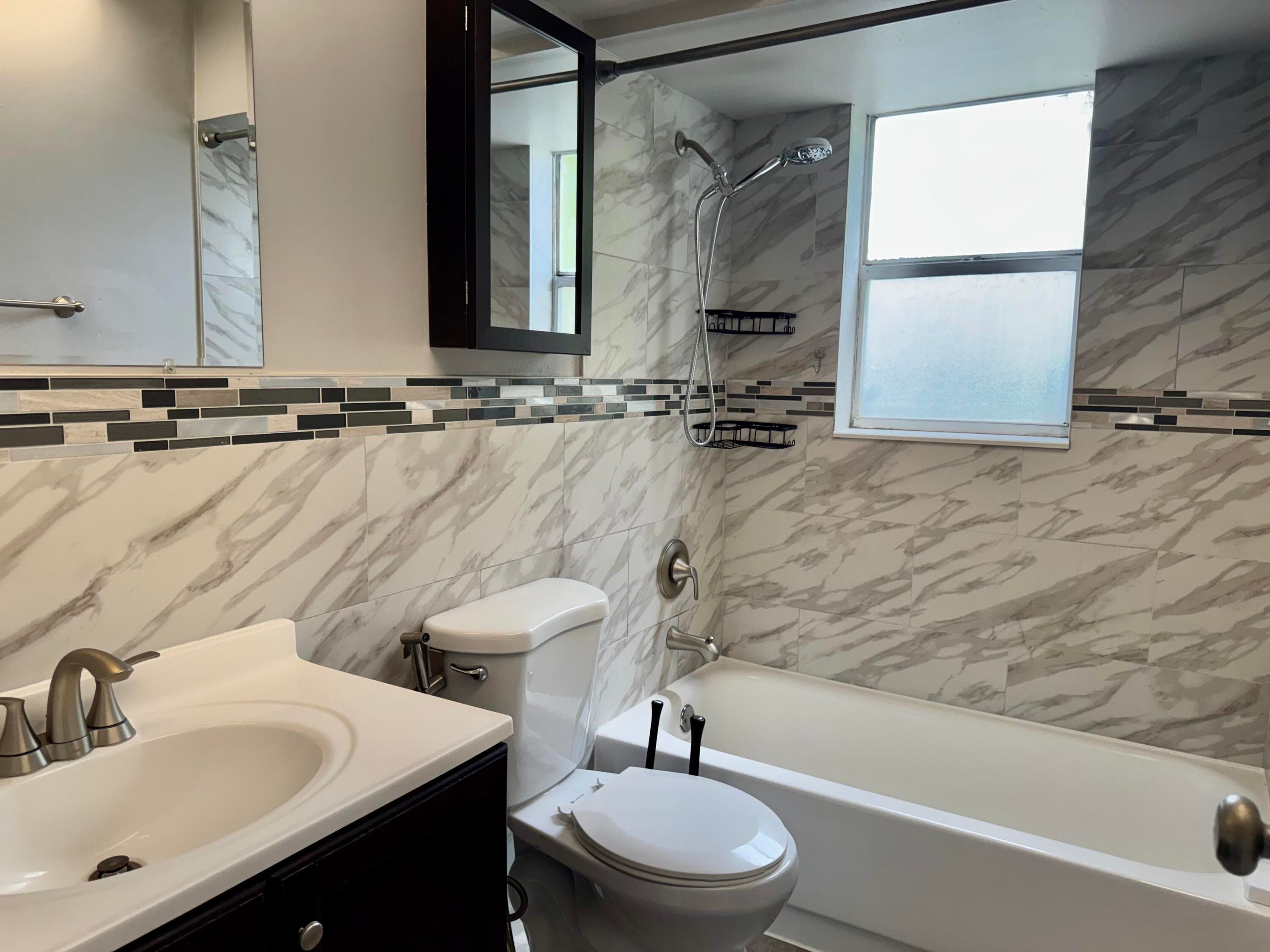 1800 SW 81st Avenue 1307, North Lauderdale, FL 33068 30