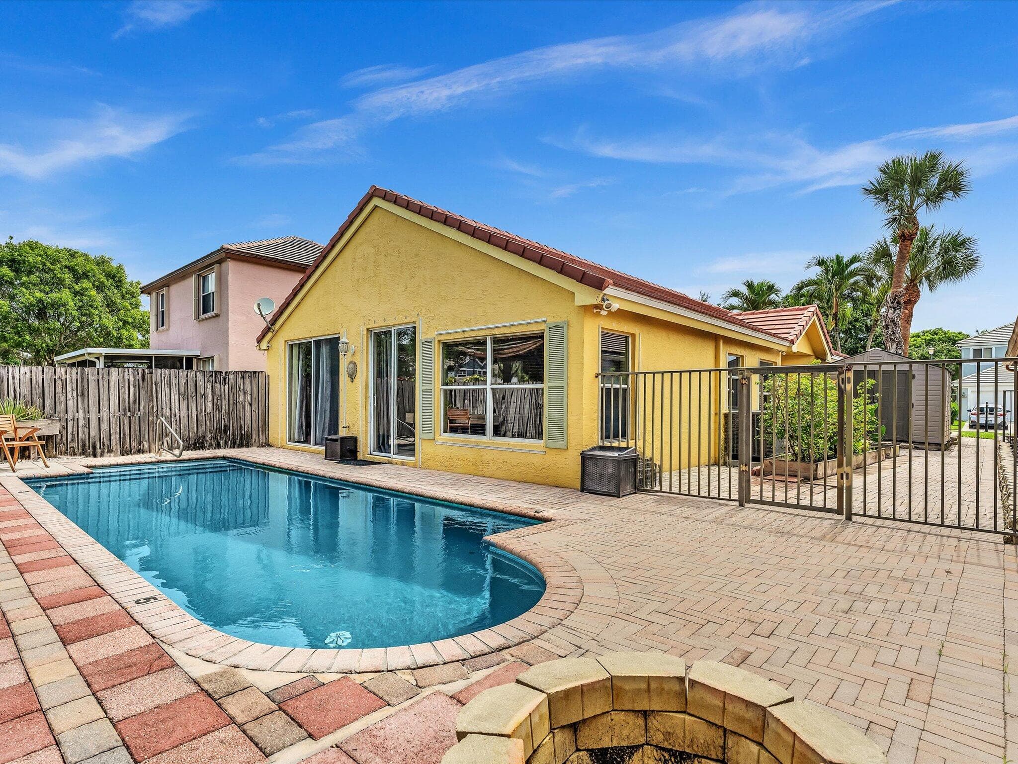 7559 Savannah Lane, Lake Worth, FL 33463 43