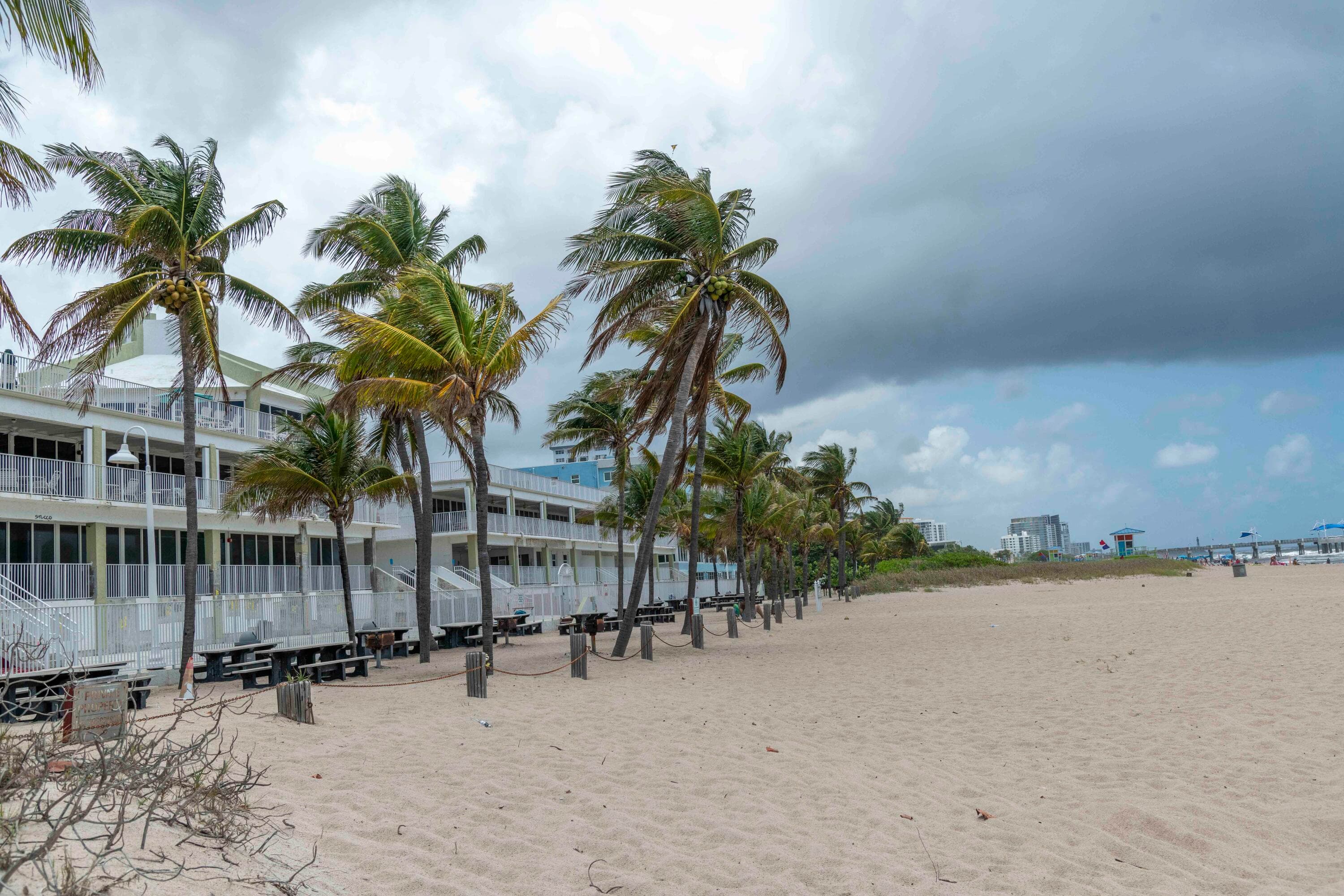 111 Briny Avenue 22-12, Pompano Beach, FL 33062 23
