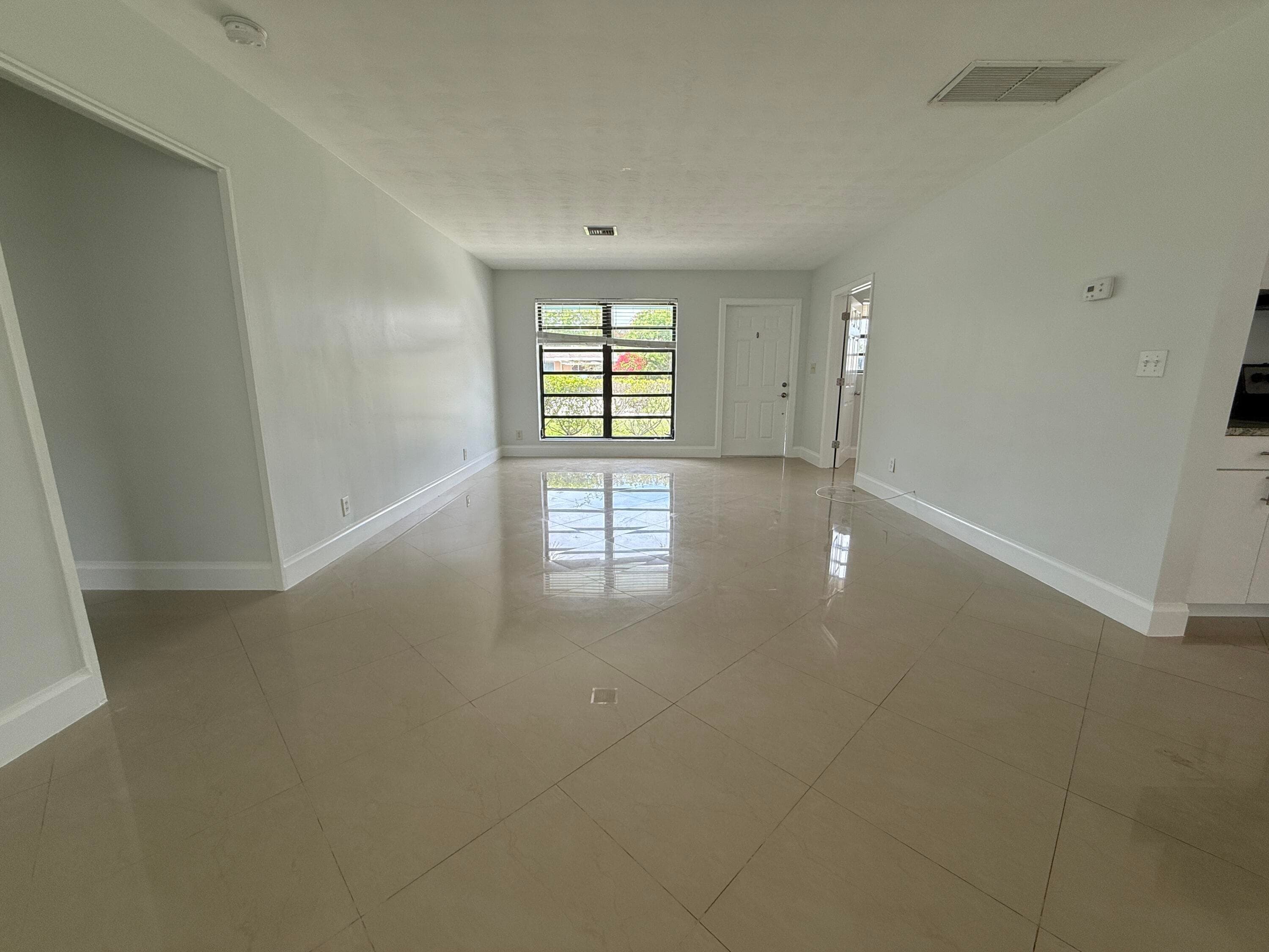 477 NE 35th Street, Boca Raton, FL 33431 10