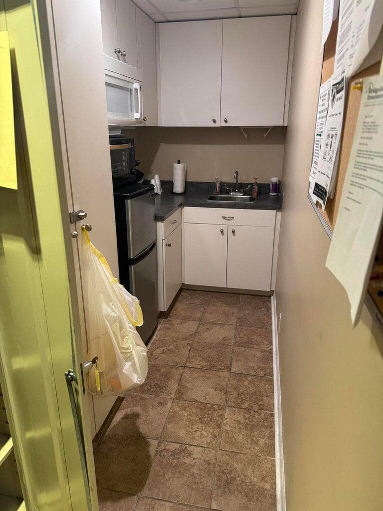 631 Us Highway 1 311, North Palm Beach, FL 8