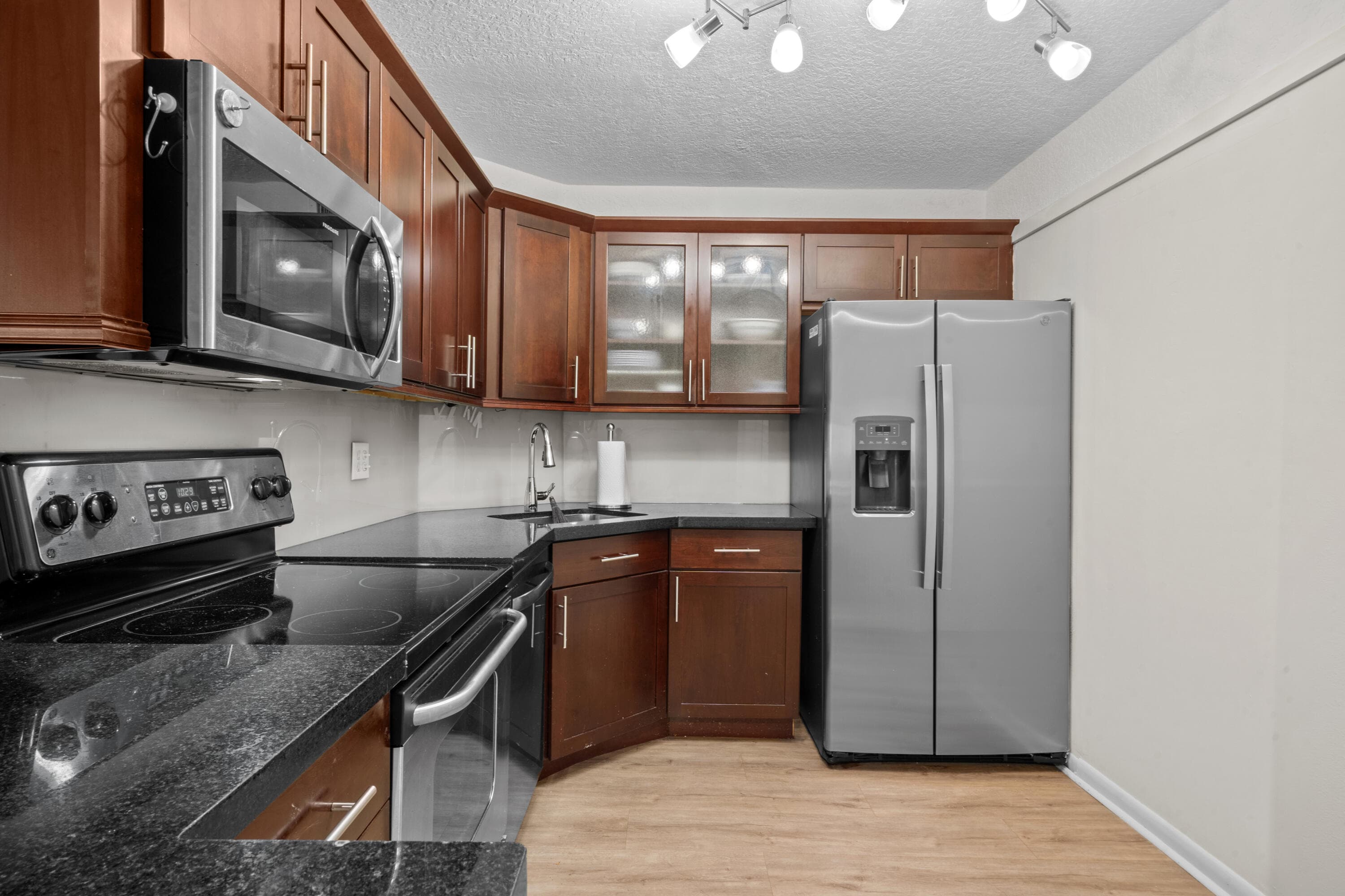 1920 NE 1st Terrace 118h, Wilton Manors, FL 33305 18