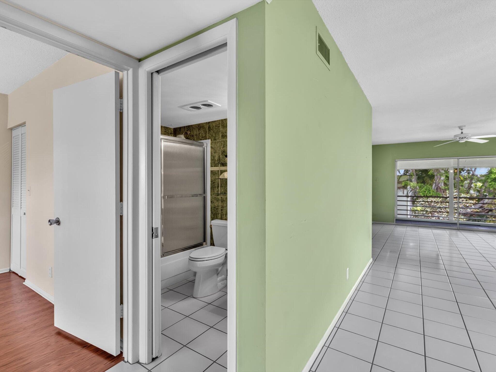 2420 SW 22nd Avenue 602, Delray Beach, FL 33445 37