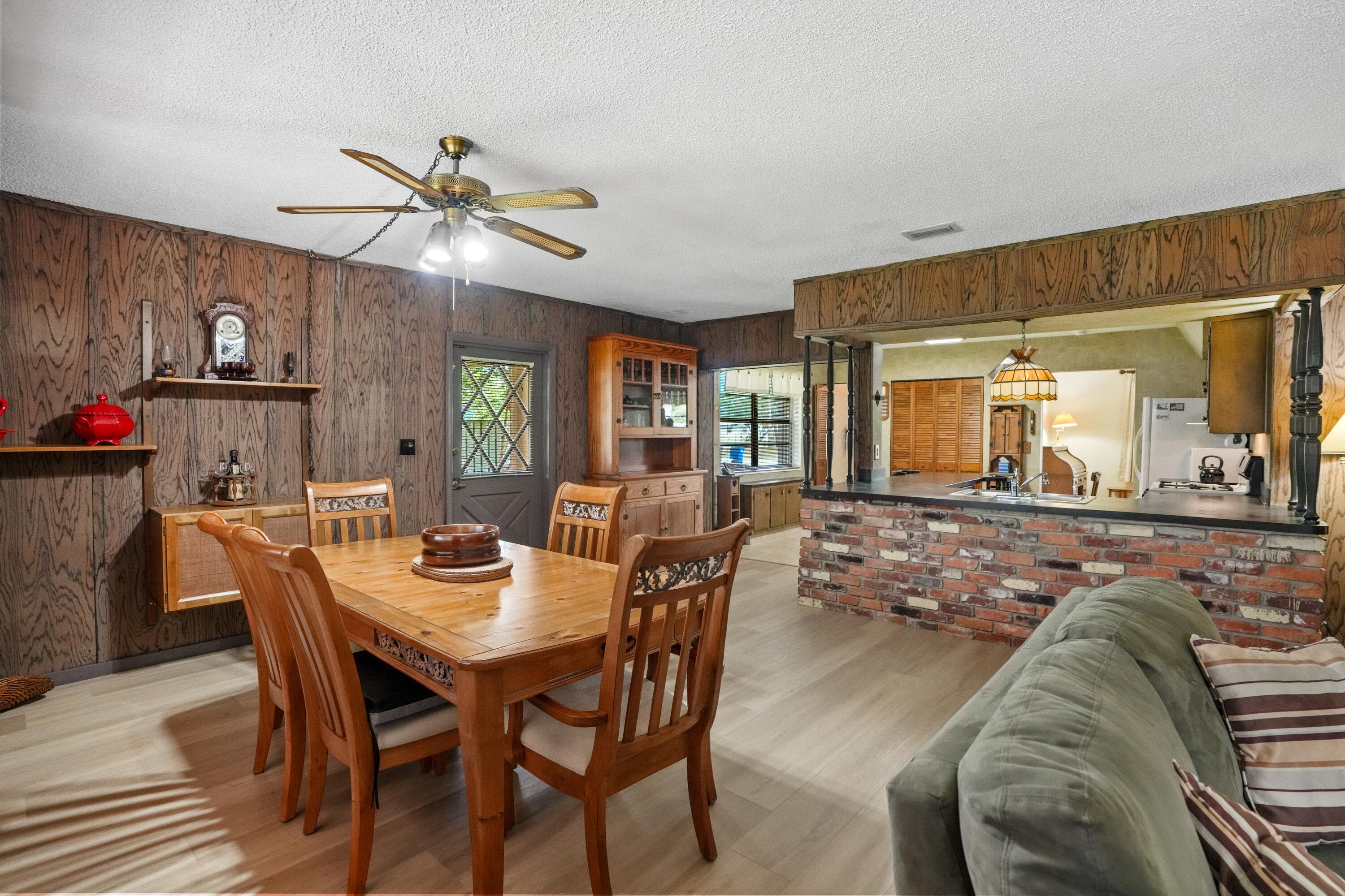 3358 SW 16th Court SW, Fort Lauderdale, FL 33312 9