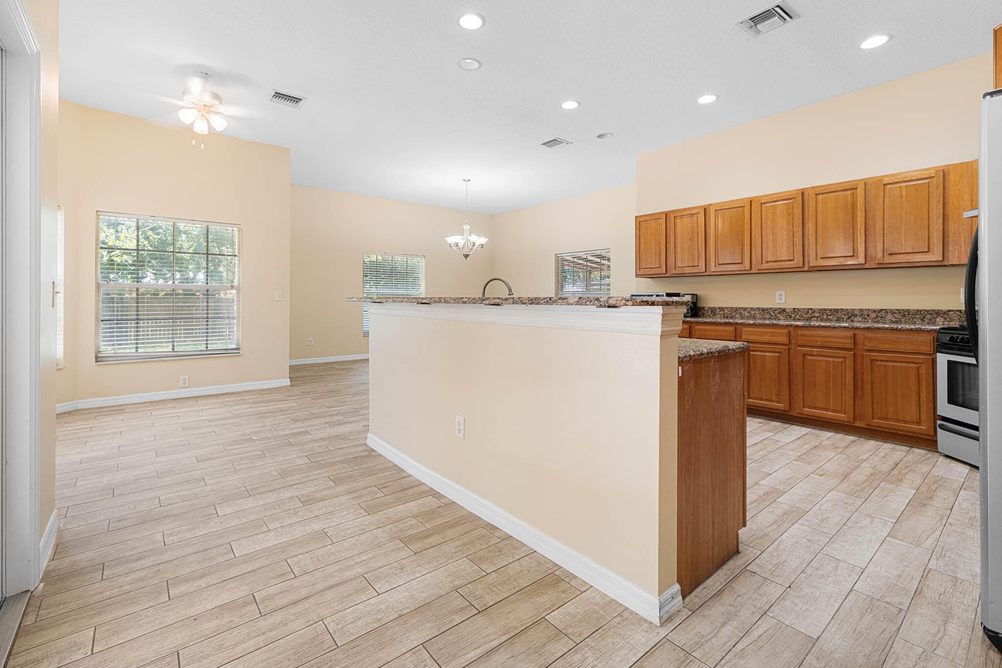 2306 NW 4th Street, Okeechobee, FL 34972 9