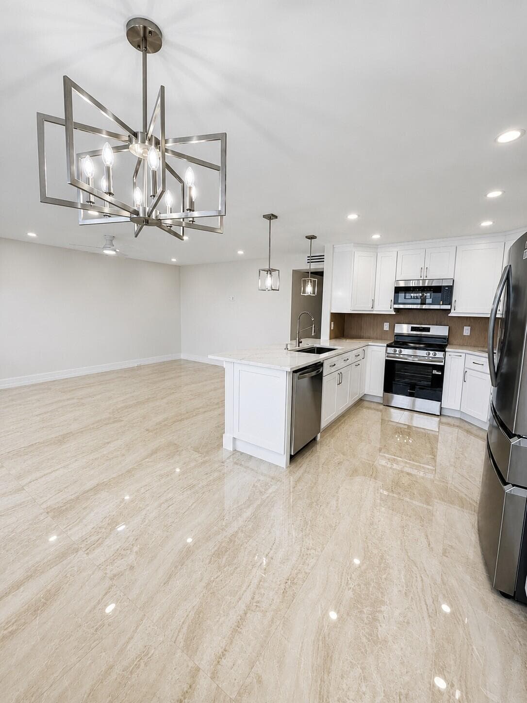 4047 Ainslie C 4047, Boca Raton, FL 33434 5