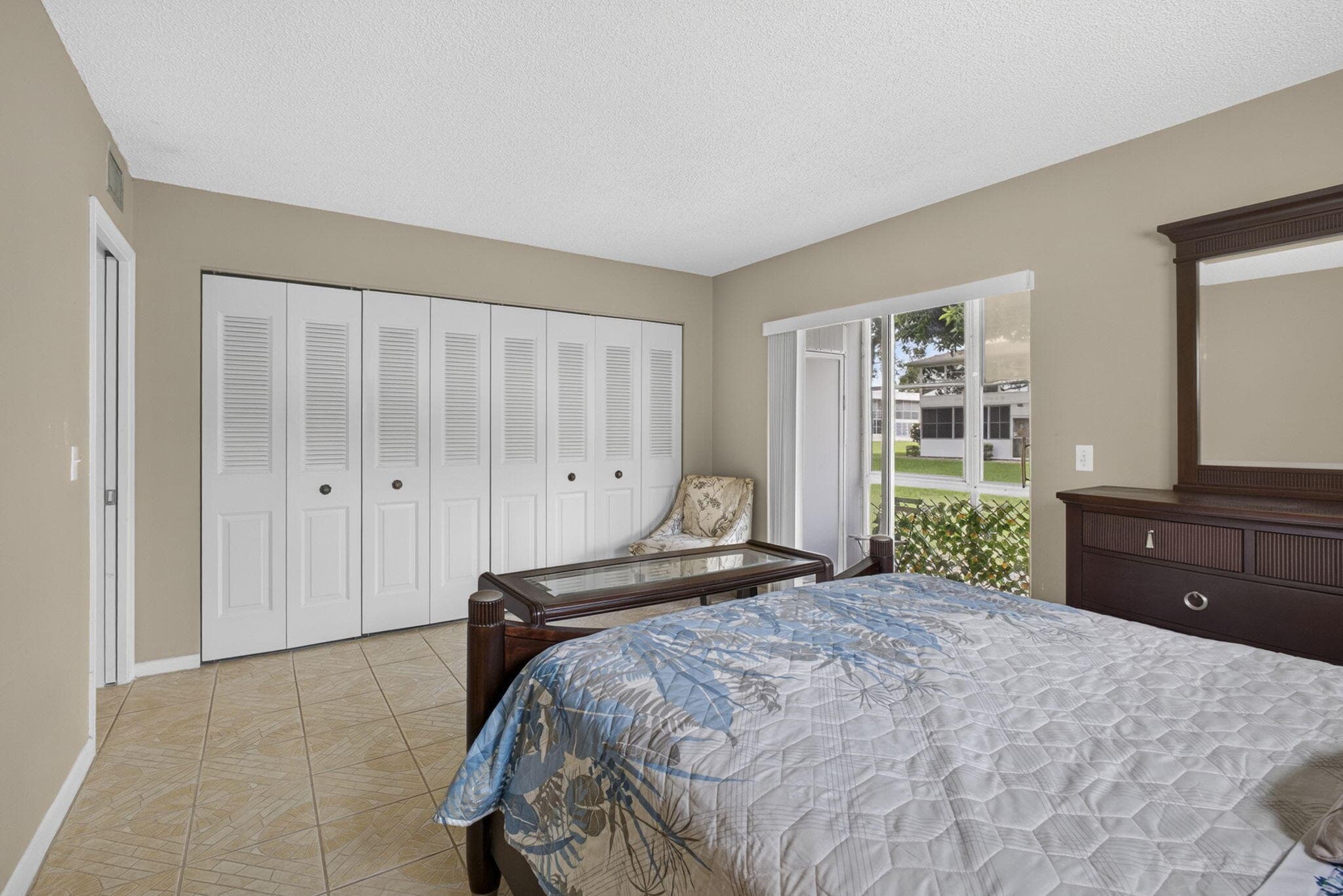 5 Northampton A 5, West Palm Beach, FL 33417 24