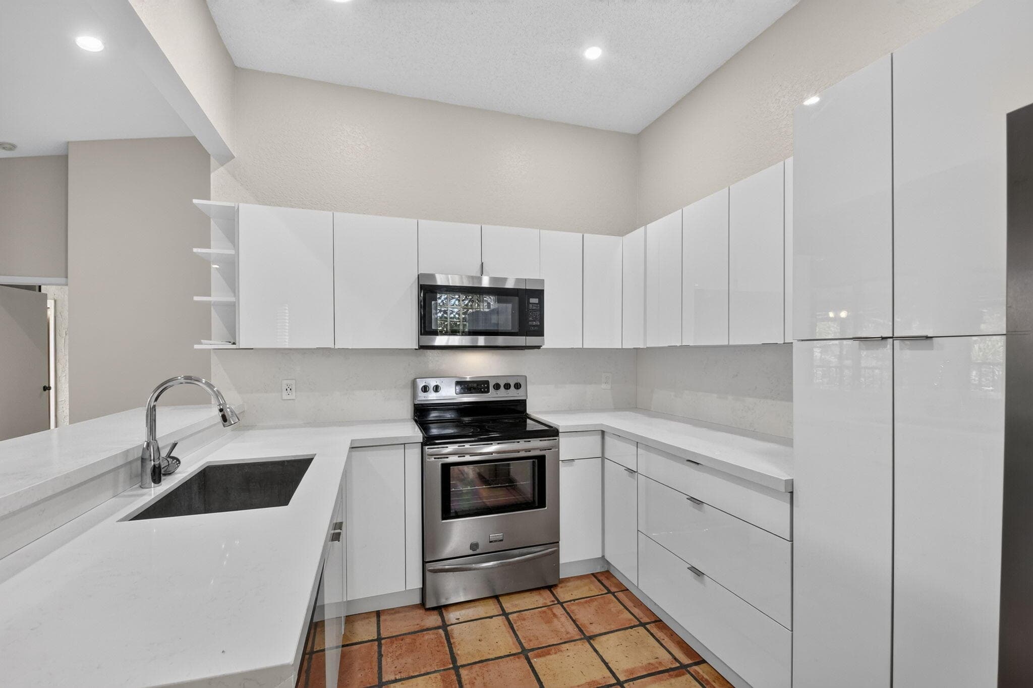 5451 Verona Drive N, Boynton Beach, FL 33437 5