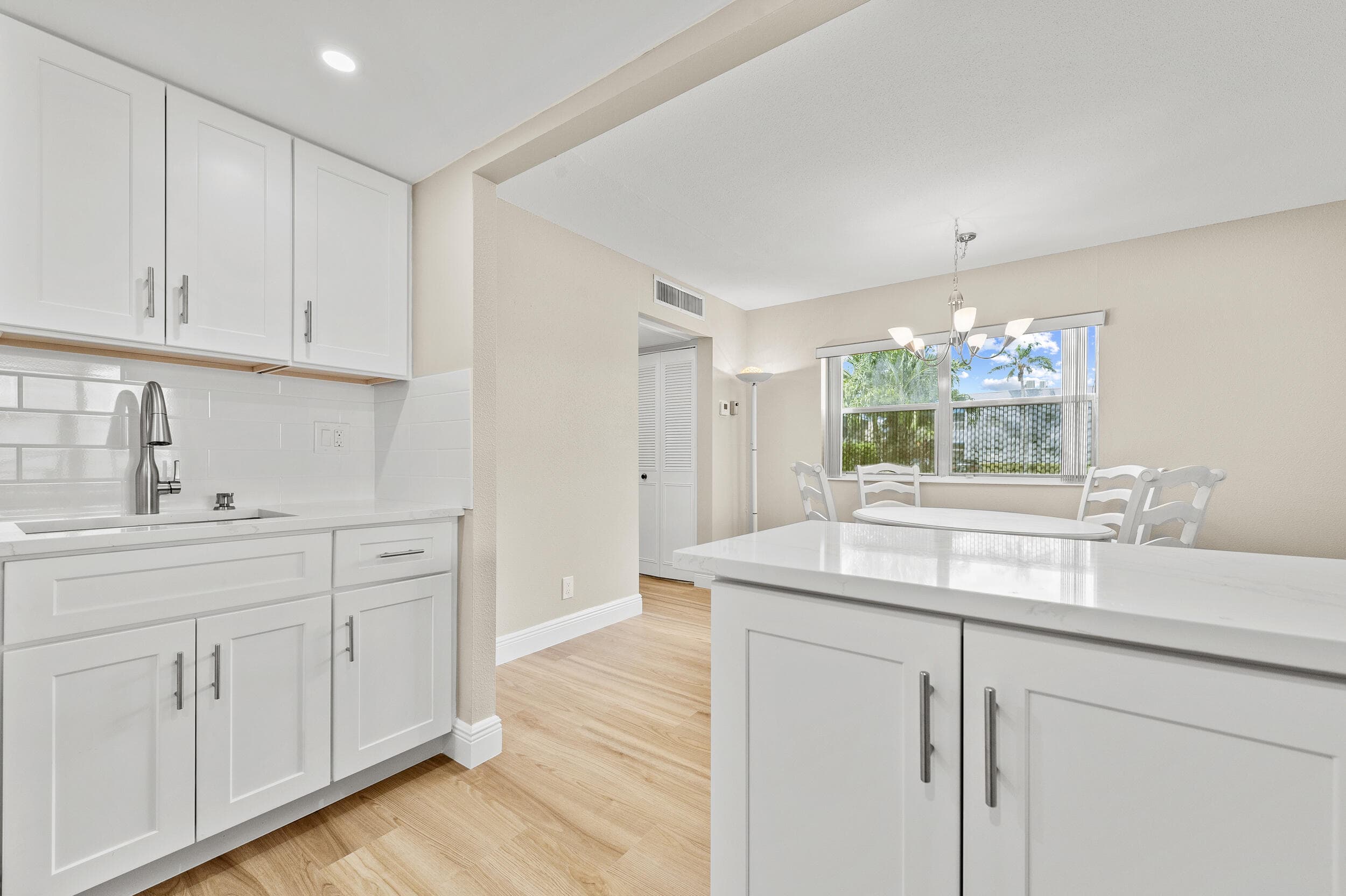723 Flanders P, Delray Beach, FL 33484 23