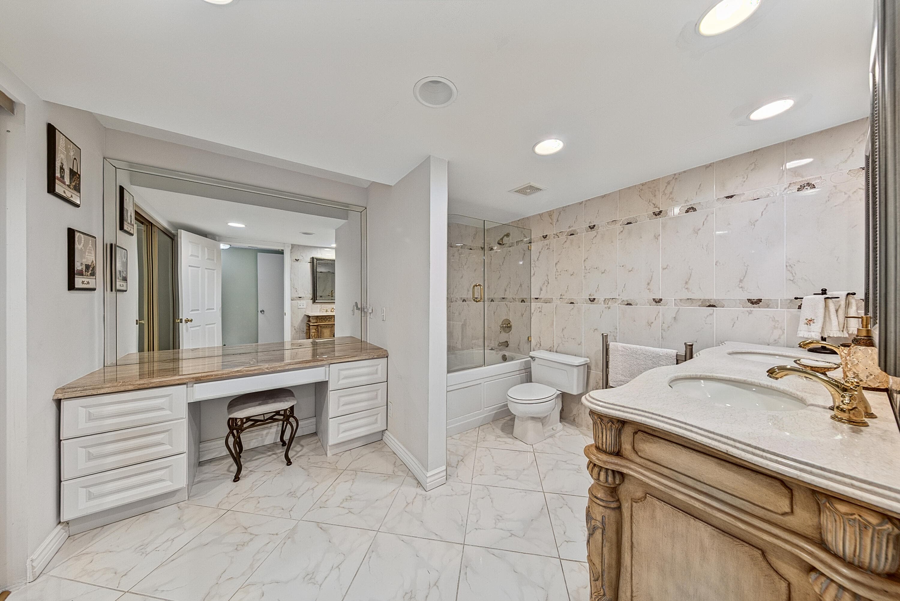 4020 W Palm Aire Drive 106, Pompano Beach, FL 33069 22