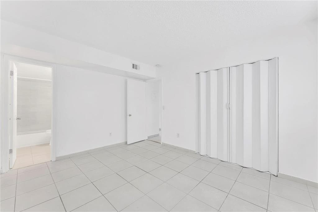 6705 W 26th Drive 12-7, Hialeah, FL 33016 13