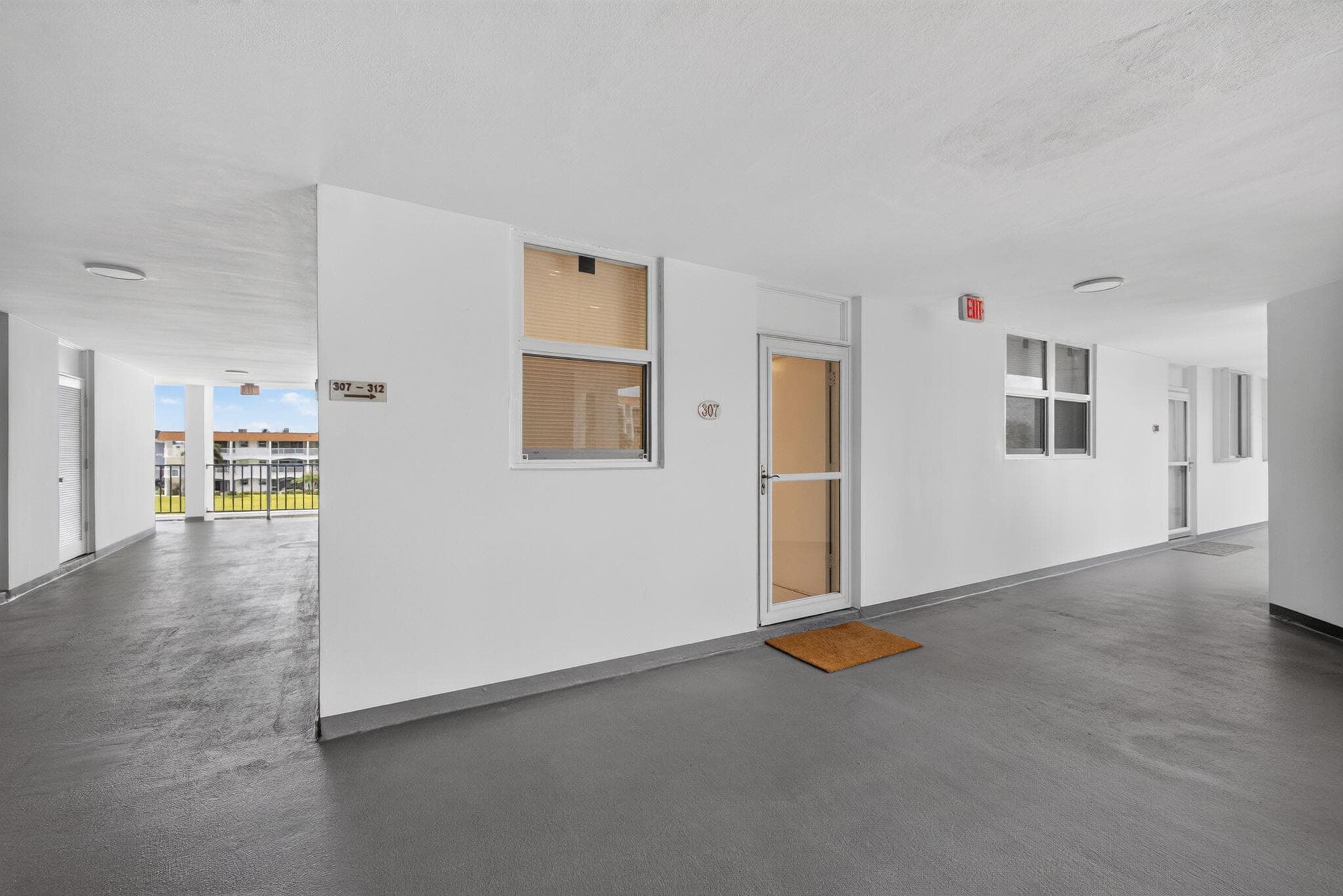 100 Paradise Harbour Boulevard 307, North Palm Beach, FL 33408 6