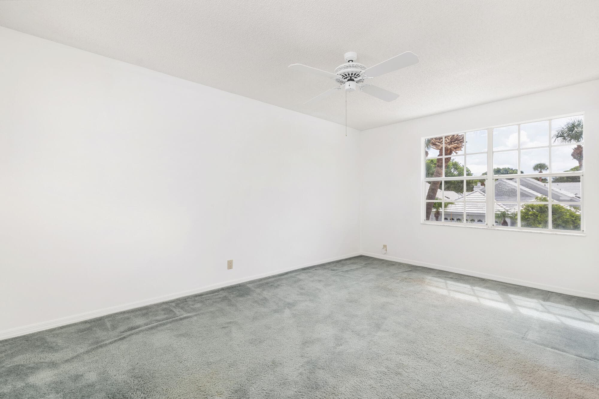 22 Selby Lane, Palm Beach Gardens, FL 33418 16