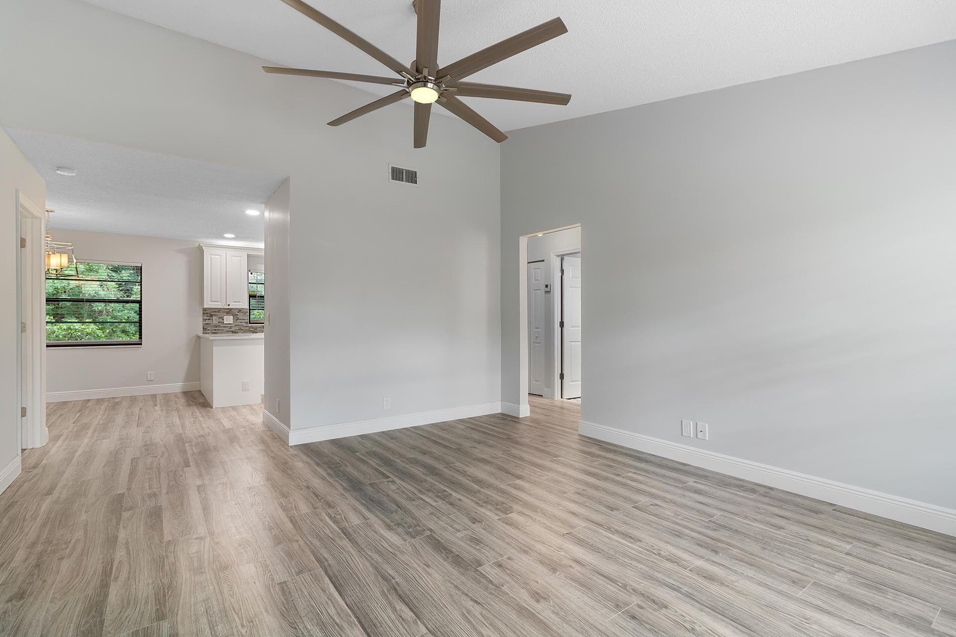9 Vía De Casas Norte, Boynton Beach, FL 33426 3