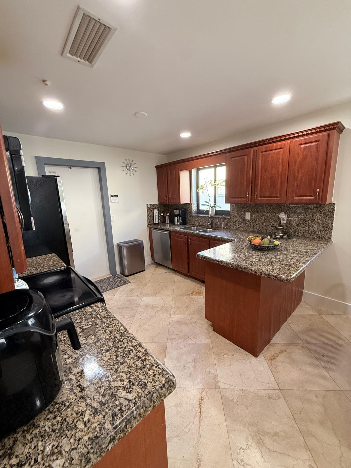 8843 SW 16th Street, Boca Raton, FL 33433 17