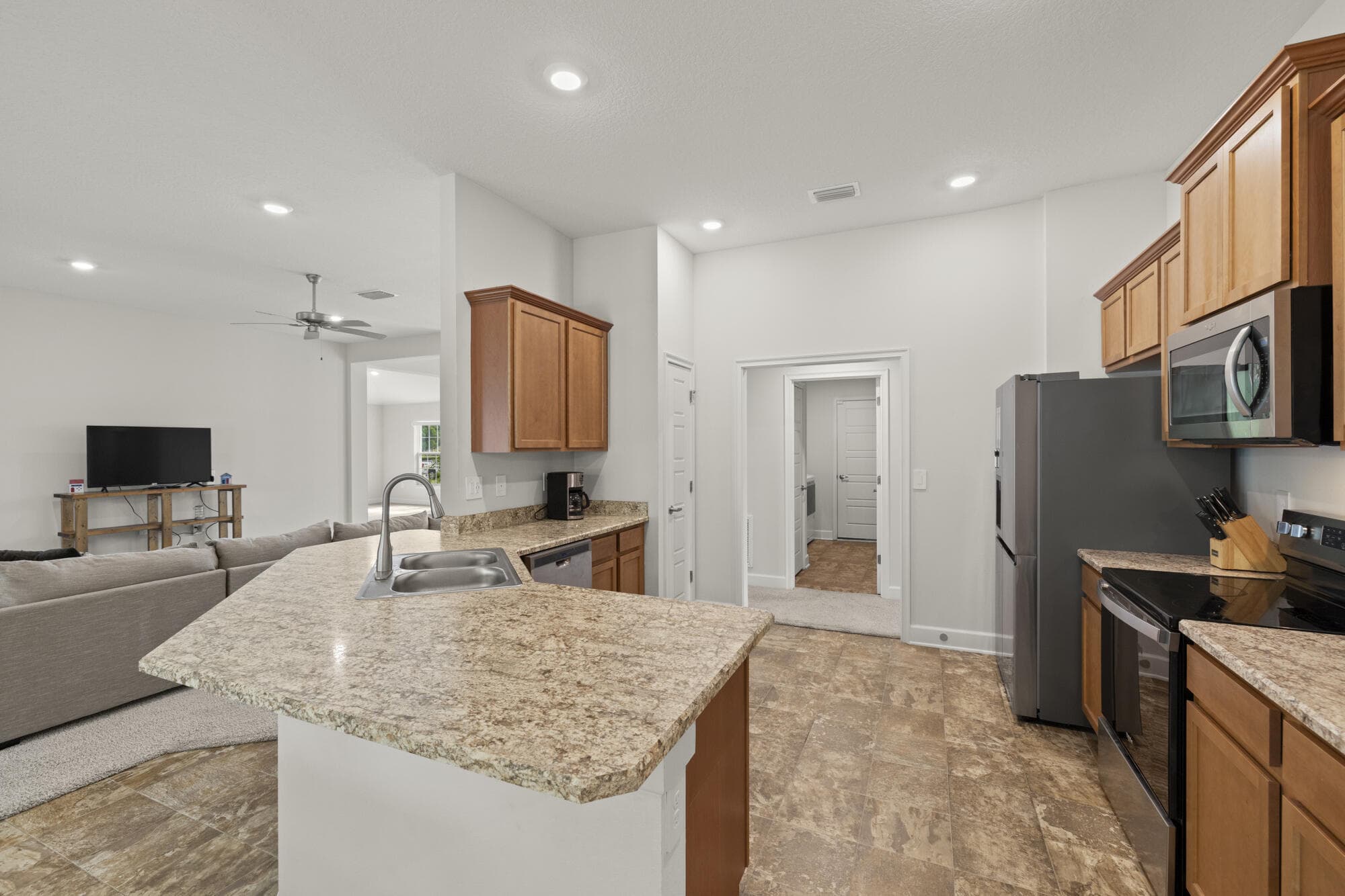137 SW Pisces Terrace, Port St. Lucie, FL 34984 8