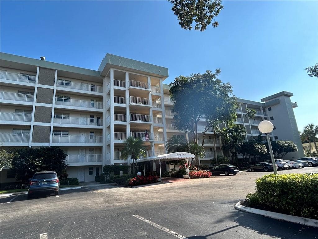 3150 N Course Lane 207, Pompano Beach, FL 33069 27