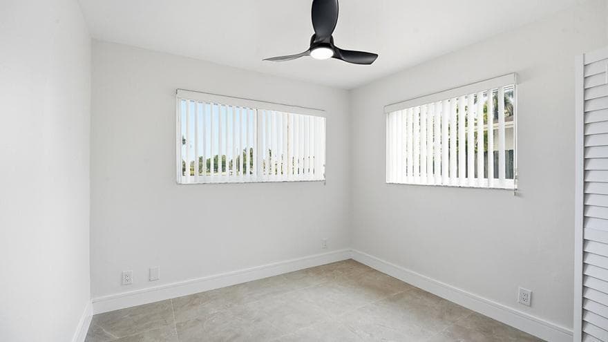 21020 Highland Lakes Boulevard, Miami, FL 33179 16