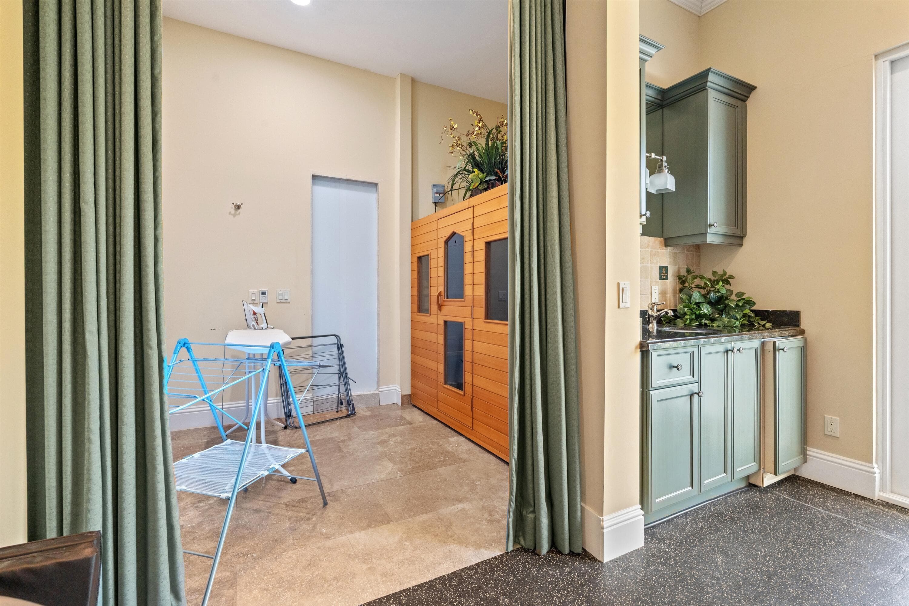 1232 Seaspray Avenue, Delray Beach, FL 33483 39