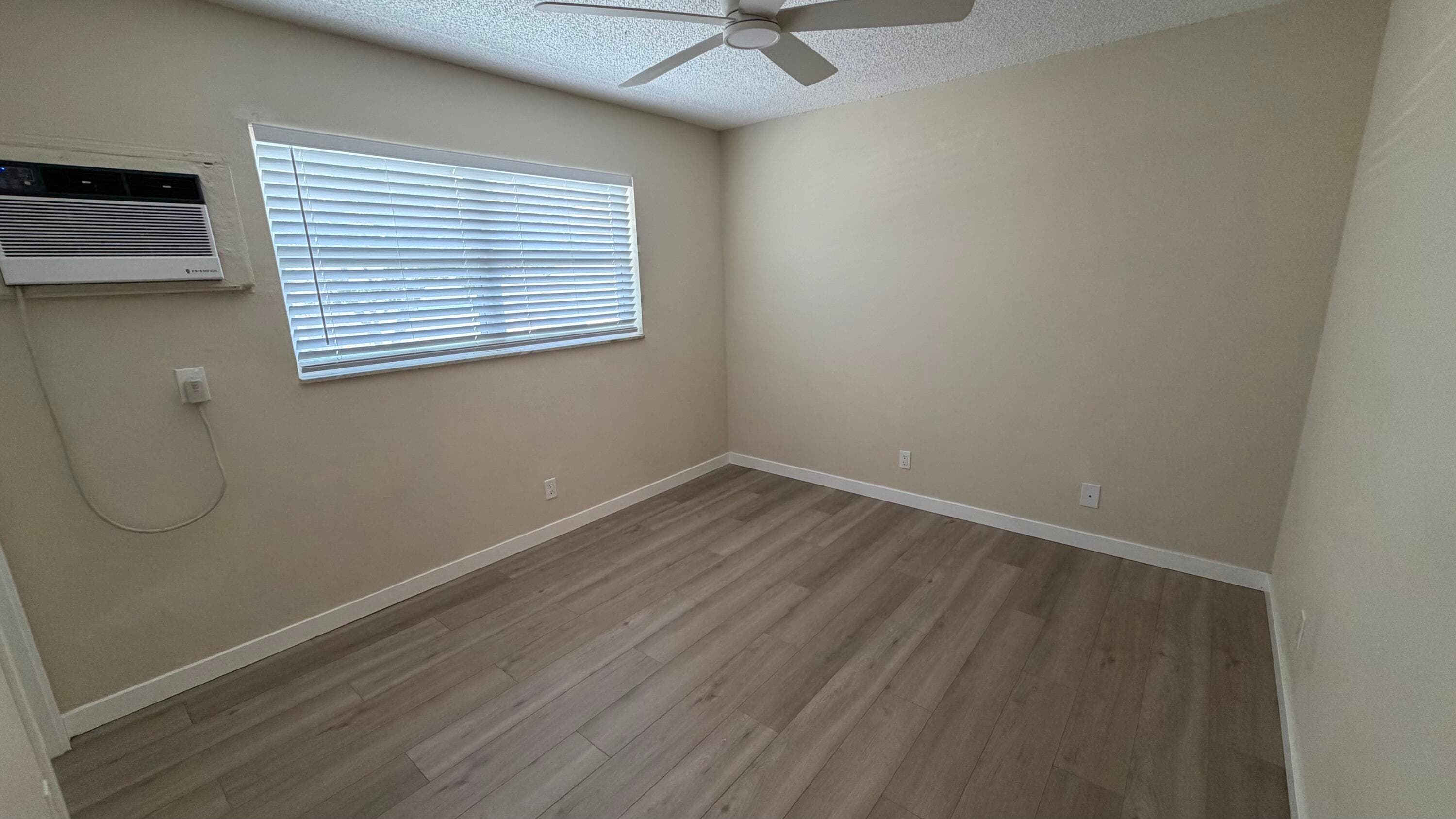 5168 NE 6th Avenue 431, Oakland Park, FL 33334 6