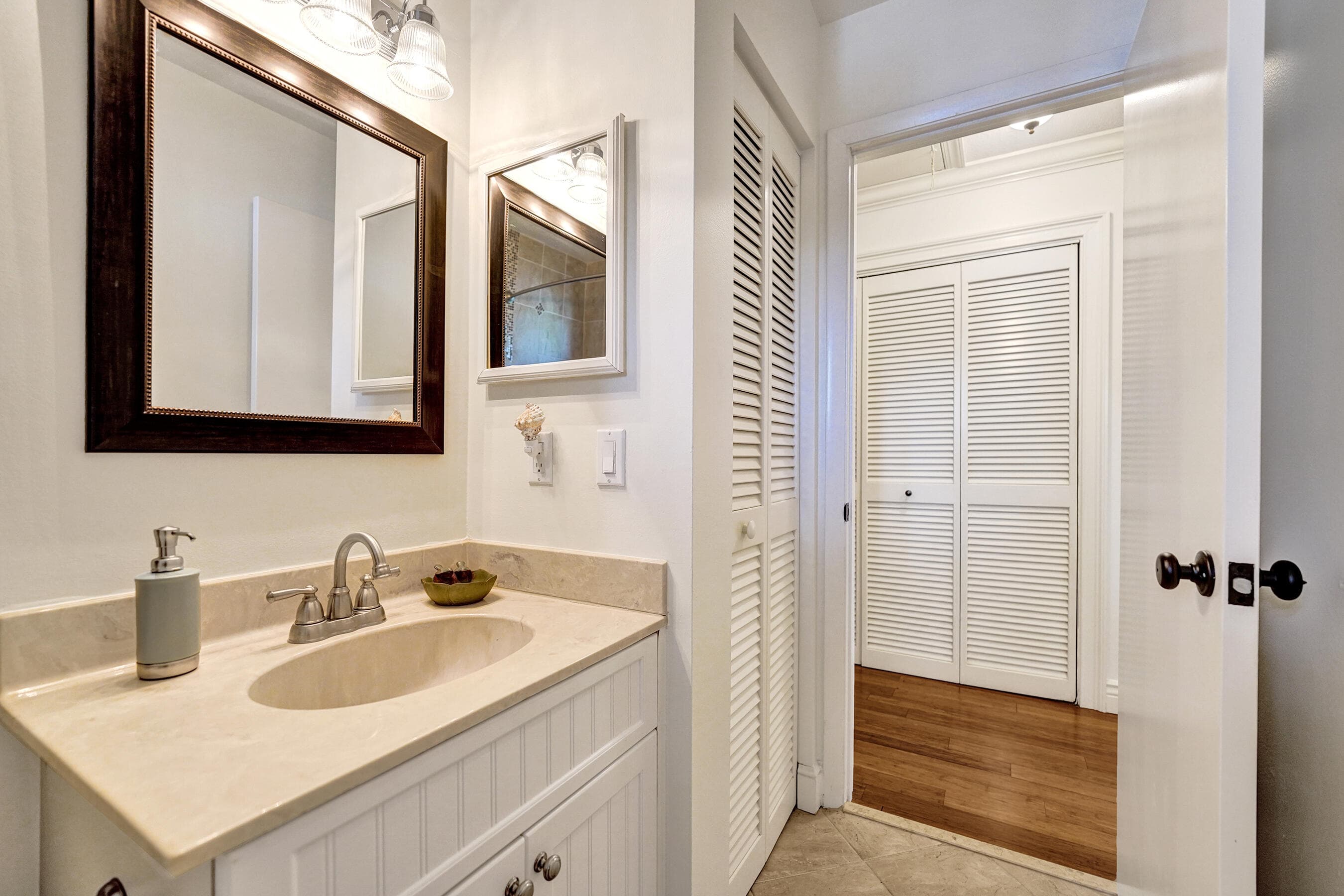 620 NE 9th Avenue 6, Fort Lauderdale, FL 33304 79