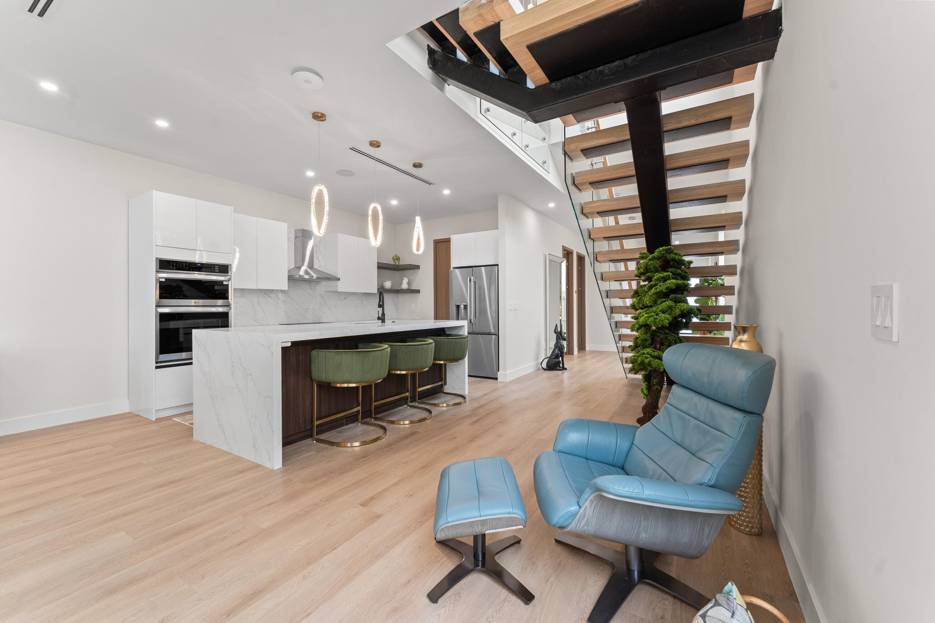 1103 NE 16th Avenue, Fort Lauderdale, FL 33304 9