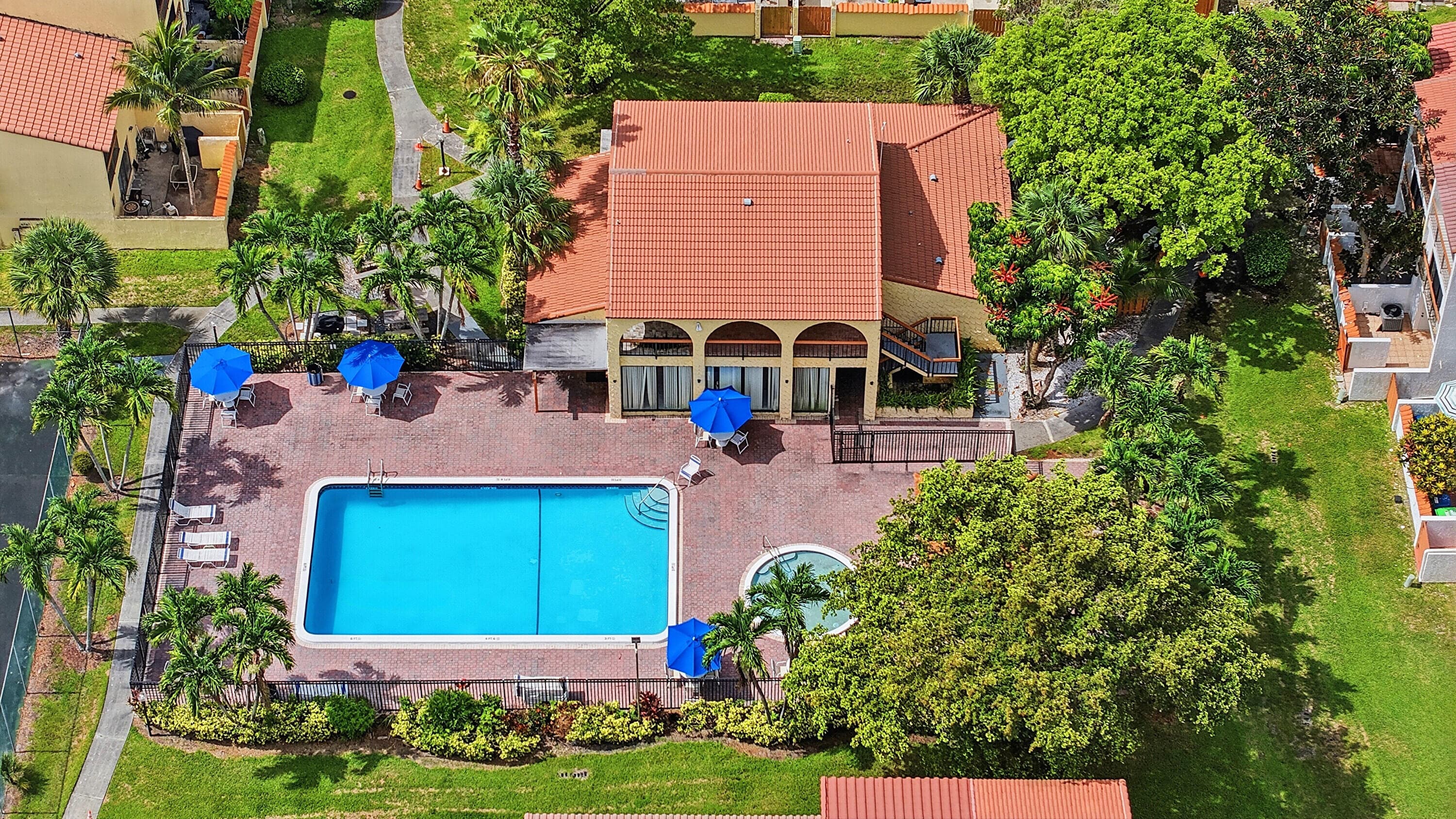 4012 Del Rio Way, Sunrise, FL 33351 50
