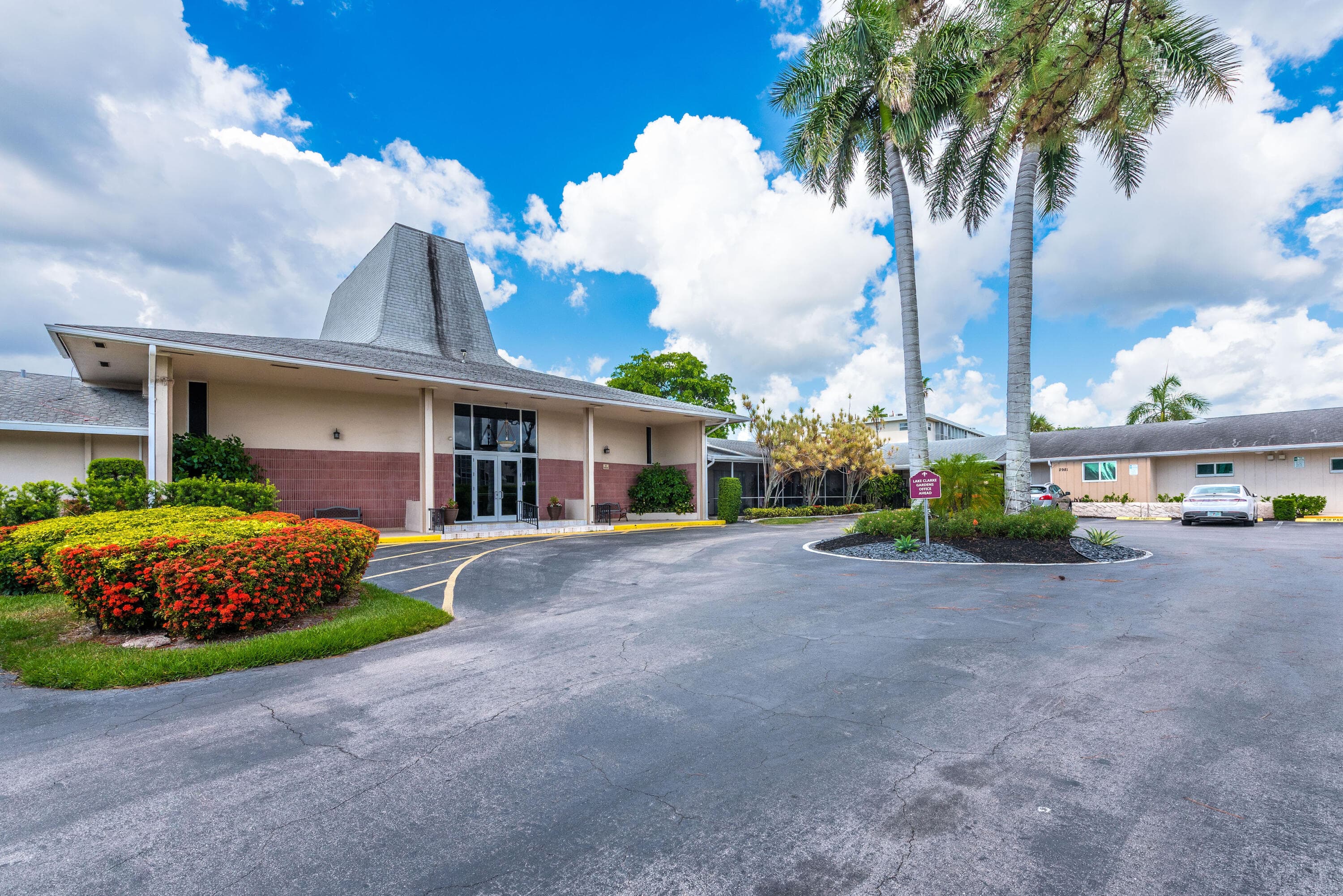 2615 Garden Drive N 307, Lake Worth, FL 33461 32