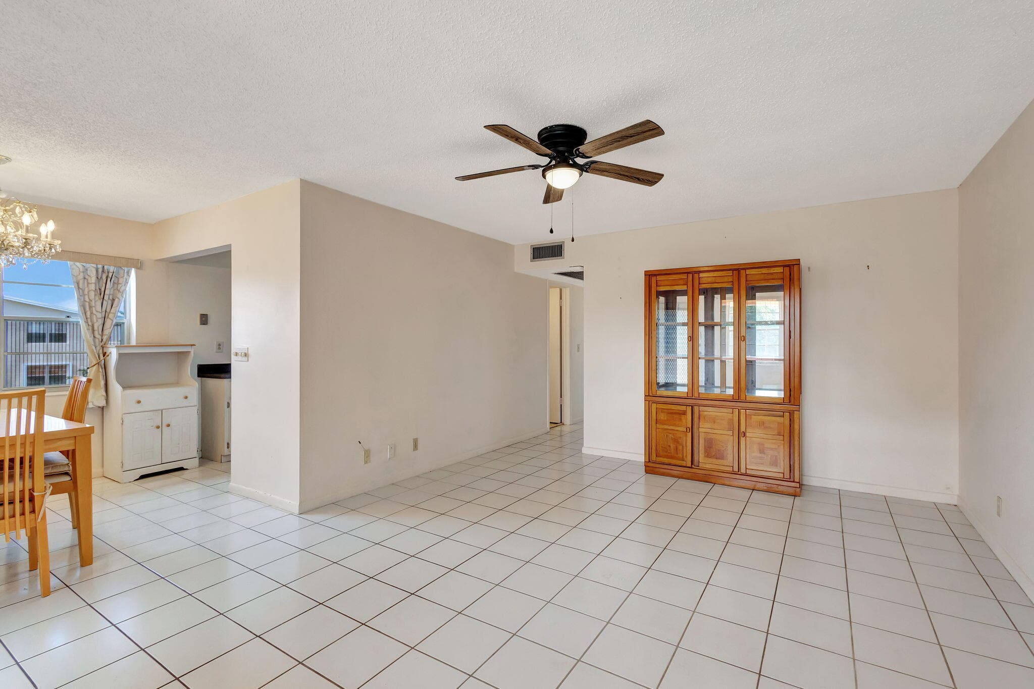 332 Sheffield N, West Palm Beach, FL 33417 5