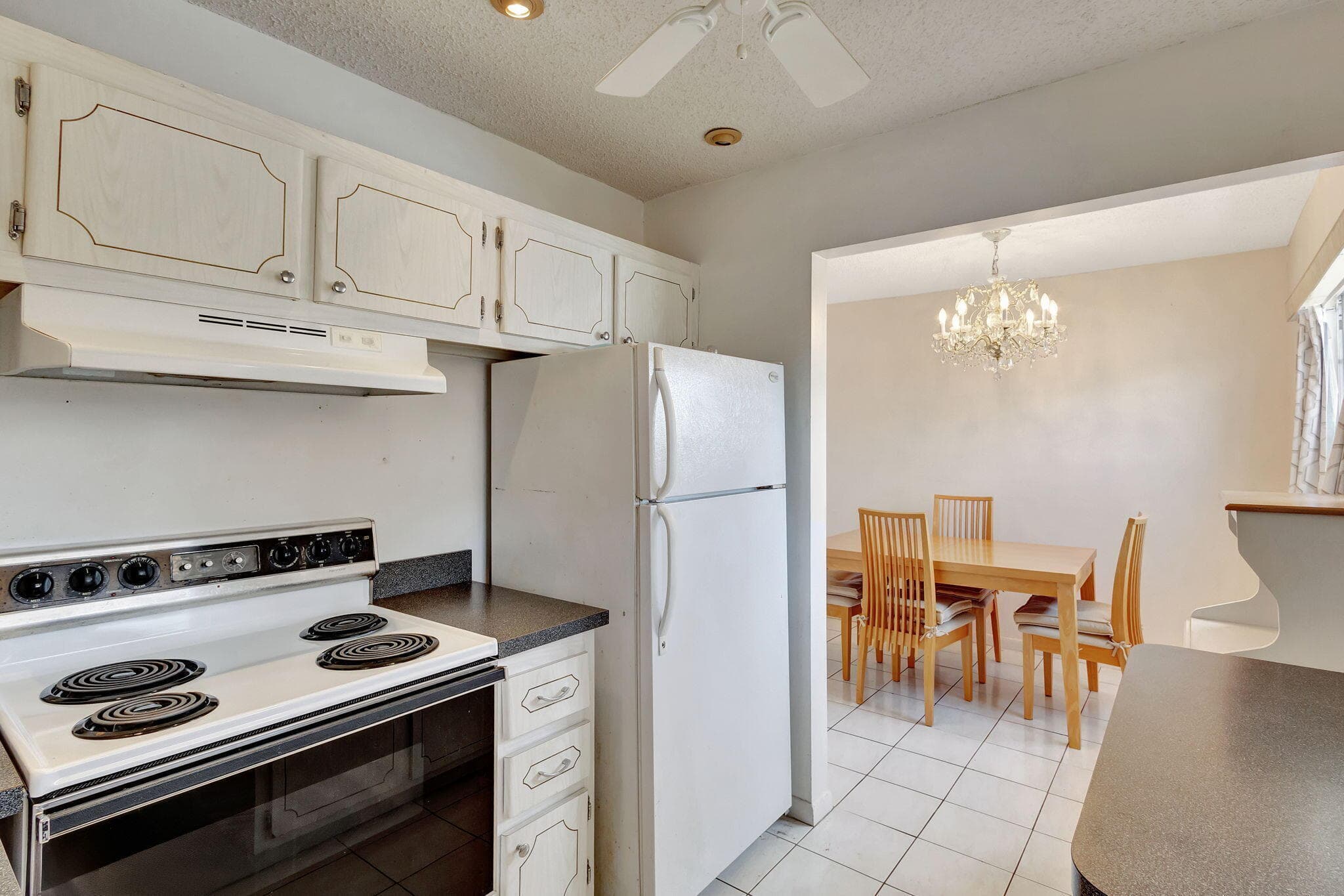 332 Sheffield N, West Palm Beach, FL 33417 8