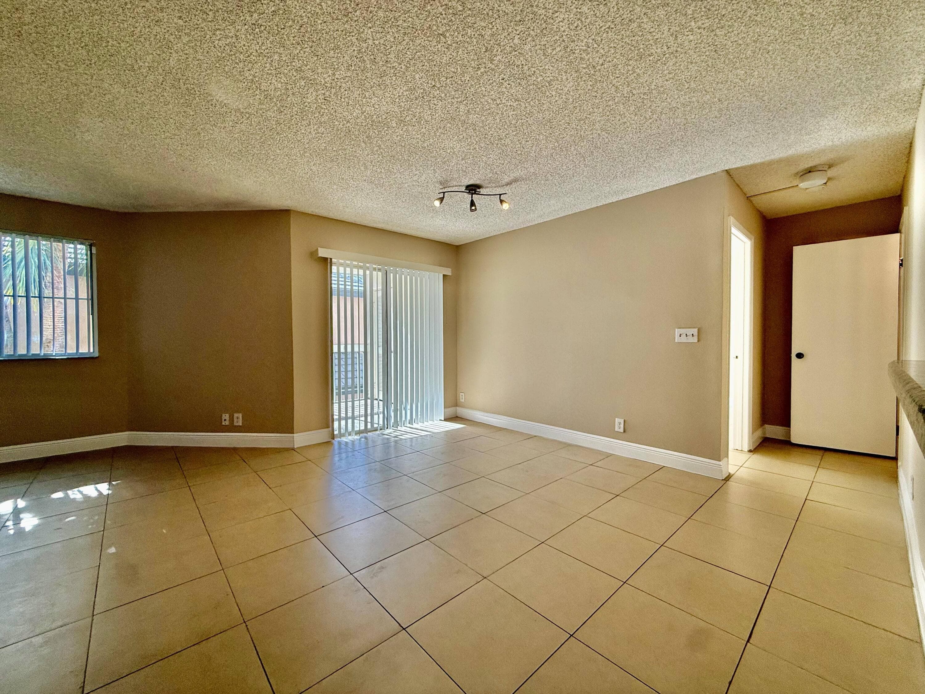9901 Westview Drive 324, Coral Springs, FL 33076 8