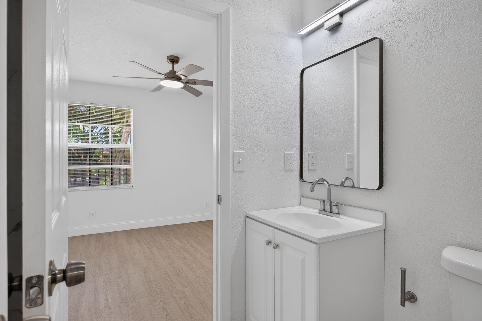 11451 Lakeview Drive 3a, Coral Springs, FL 33071 23